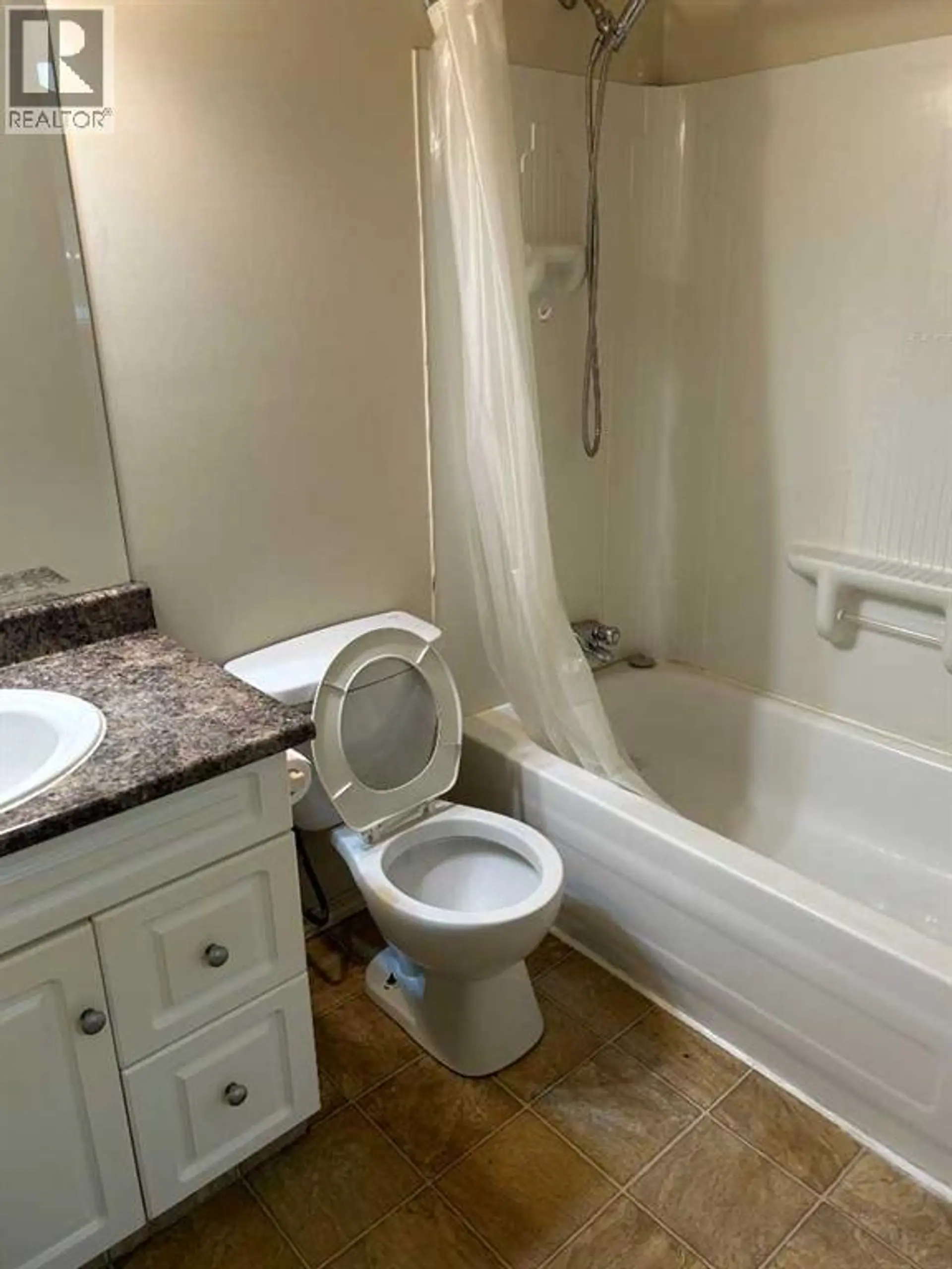 3832 47 Street - Image 11