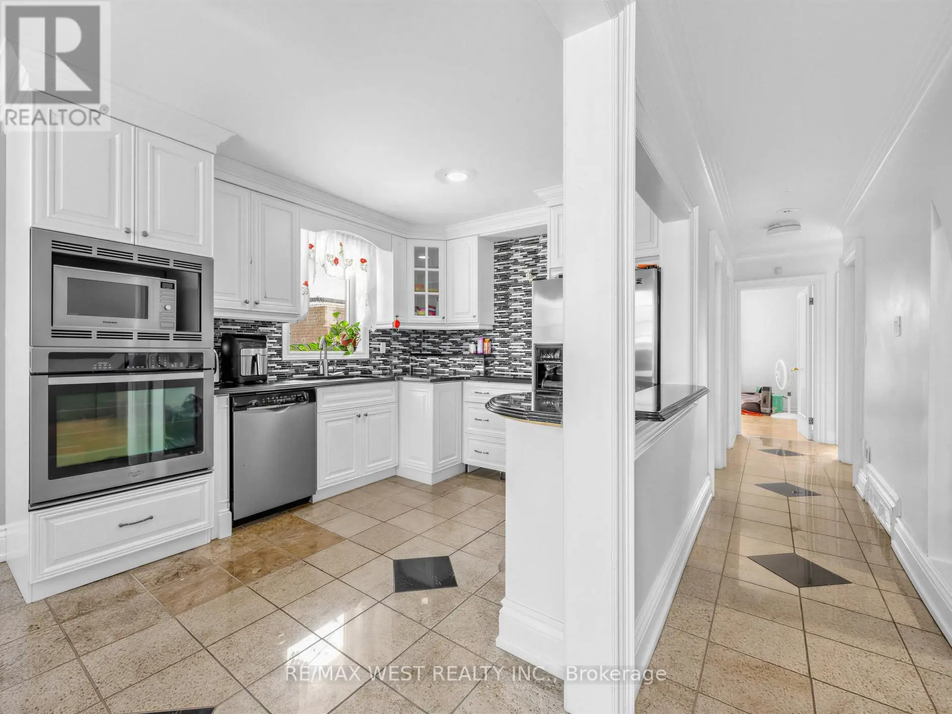 578 BELLAMY ROAD N - Image 4