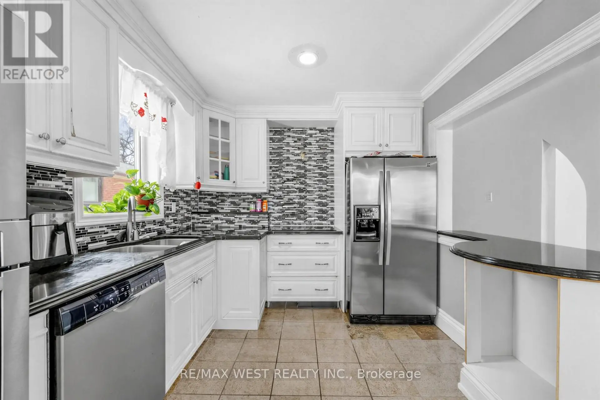 578 BELLAMY ROAD N - Image 6