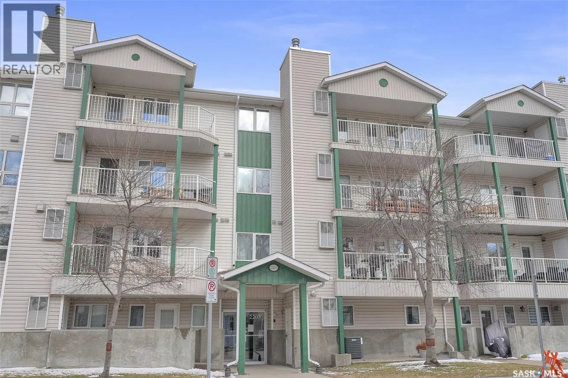 #208 2203 Angus STREET - Image 1