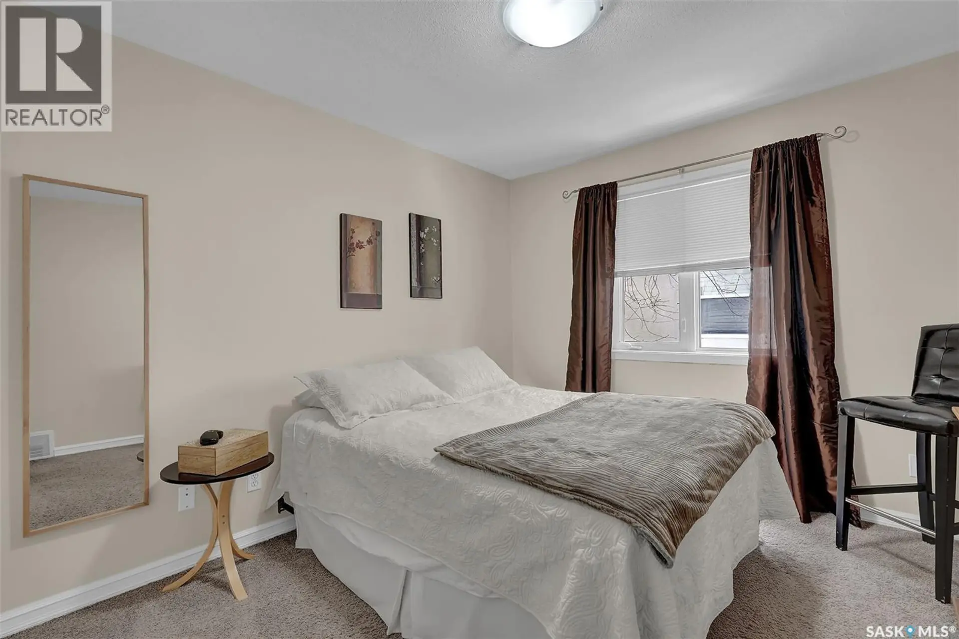 #208 2203 Angus STREET - Image 12