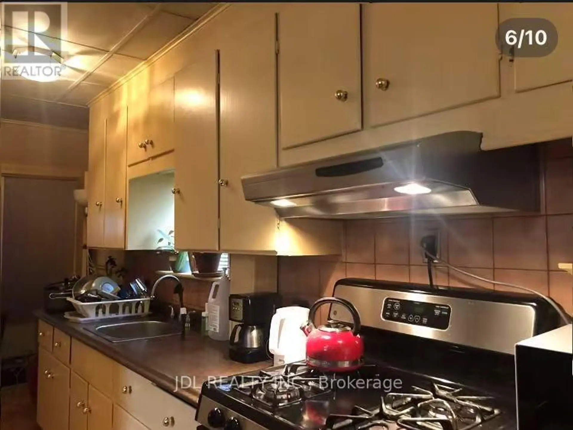61 GUESTVILLE AVENUE - Image 4