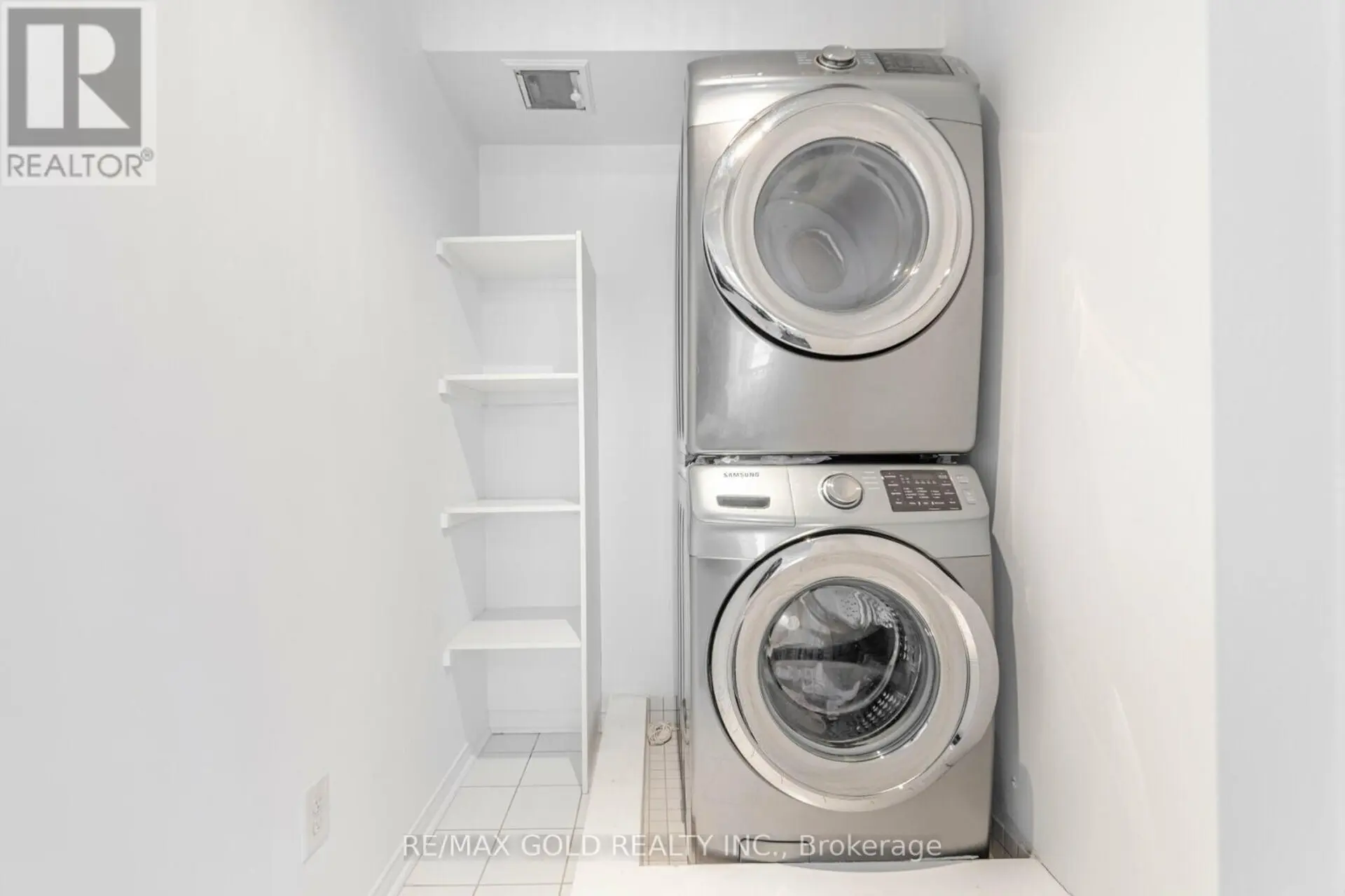 #142 60 FAIRWOOD CIRCLE - Image 13
