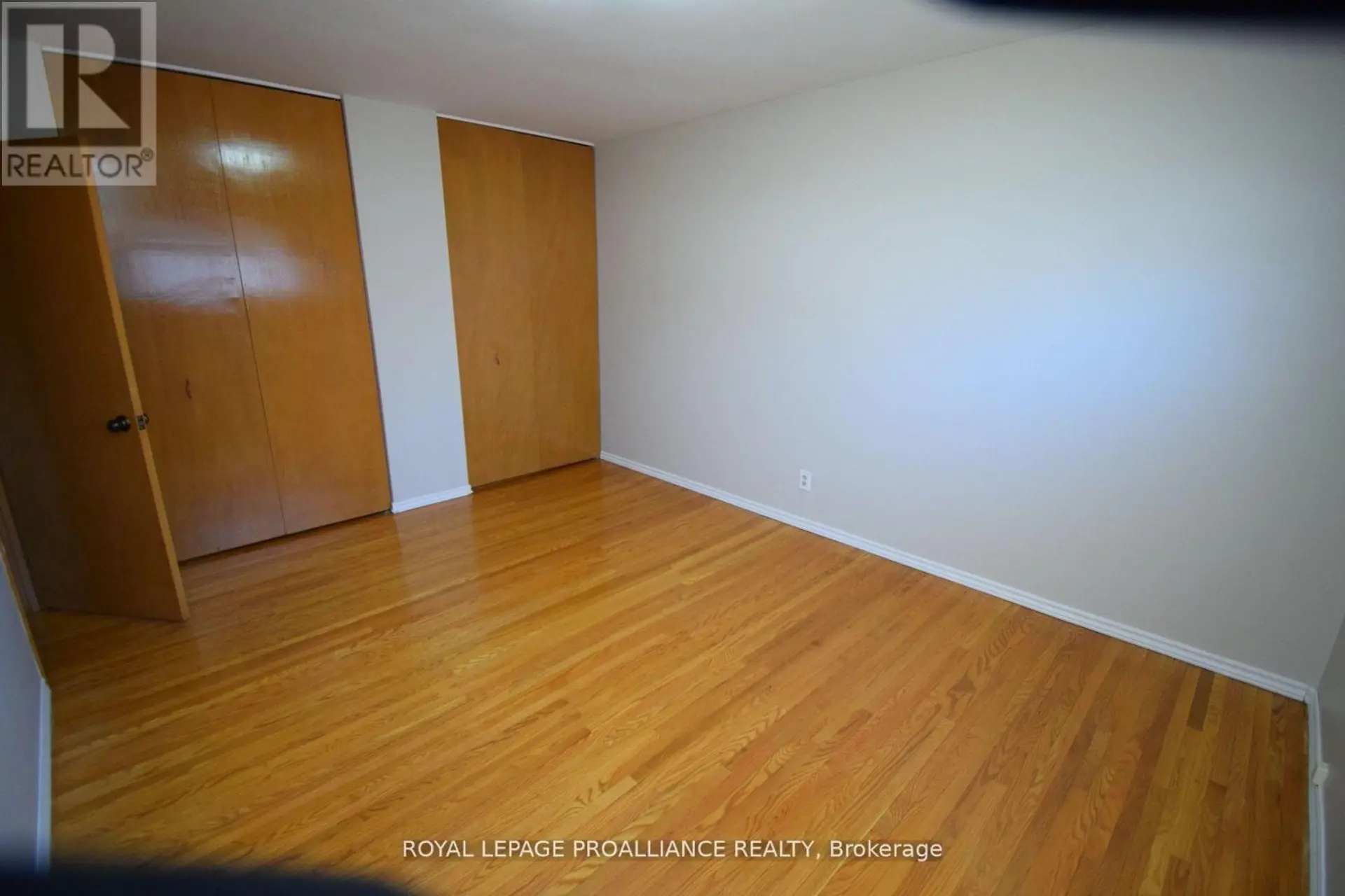 8 WALDEN CIRCLE - Image 7