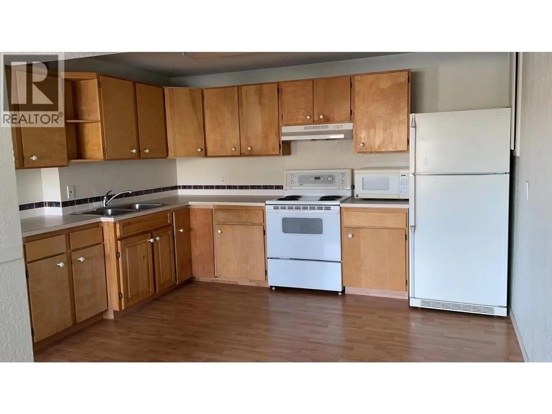 3805 22 Avenue - Image 6