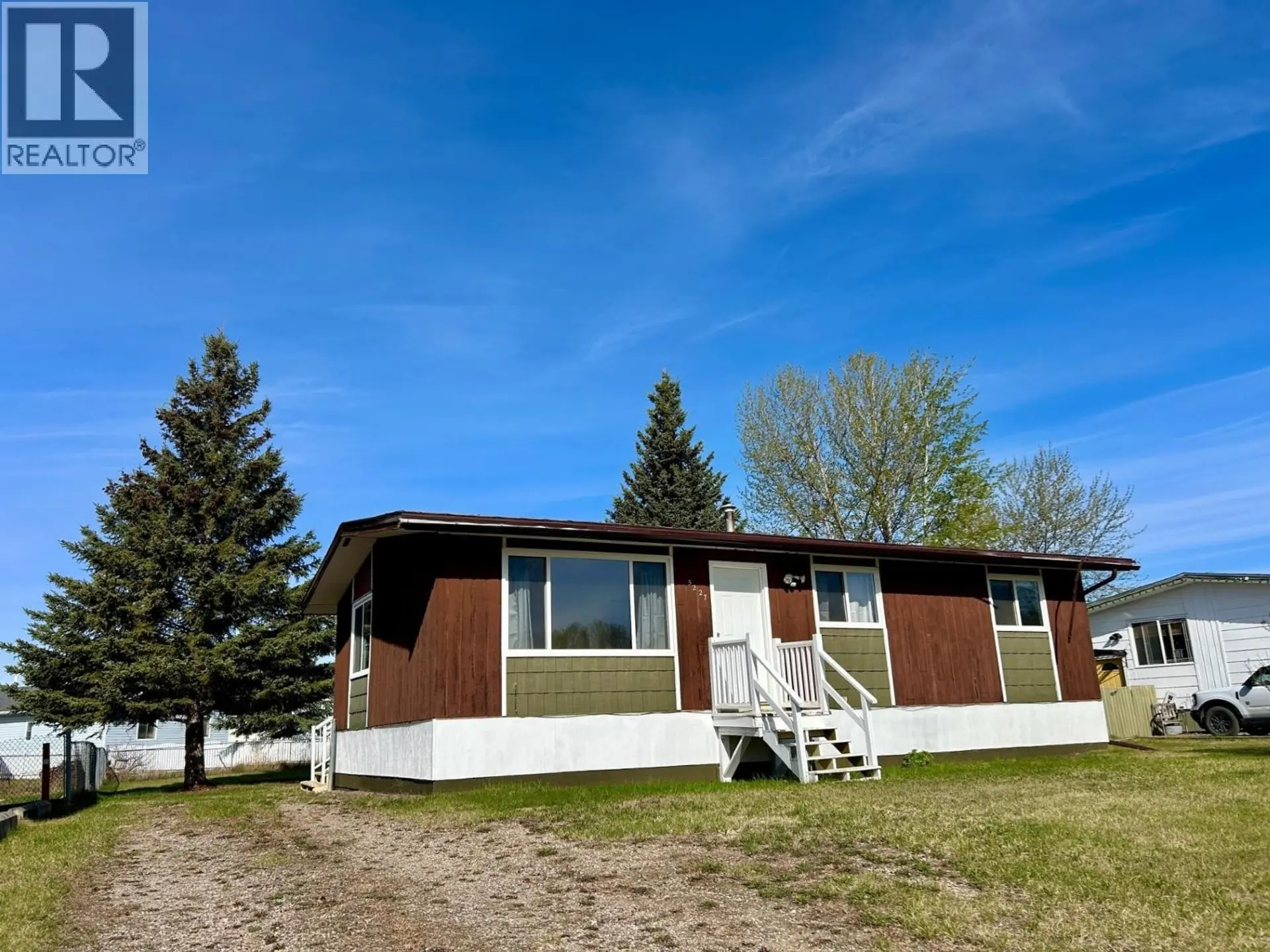 Property at 5227 COTTONWOOD ROAD, Fort Nelson, BC