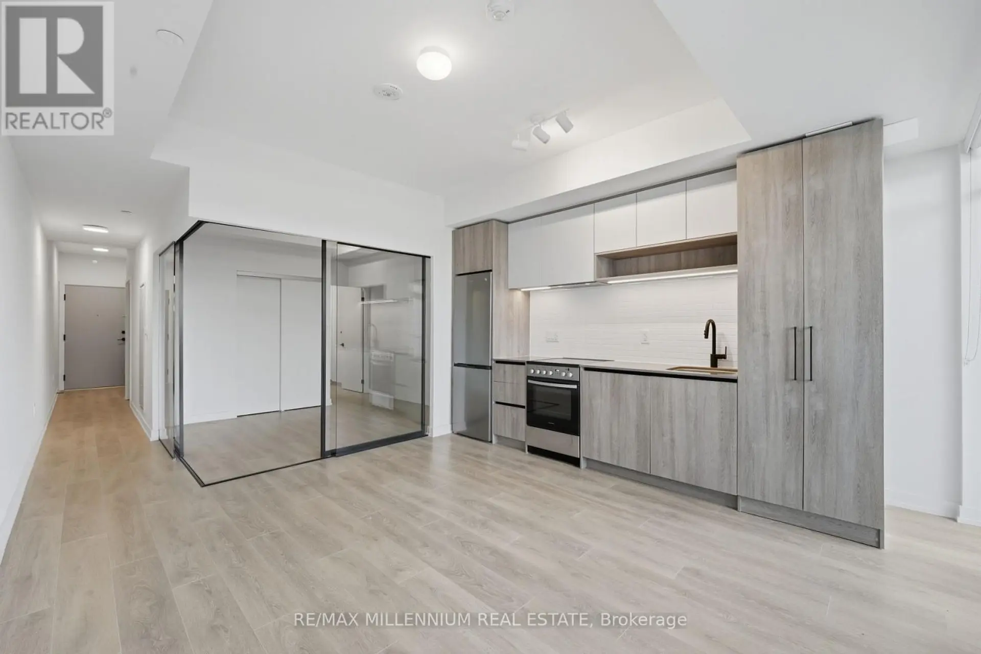 #314 181 STERLING ROAD - Image 7