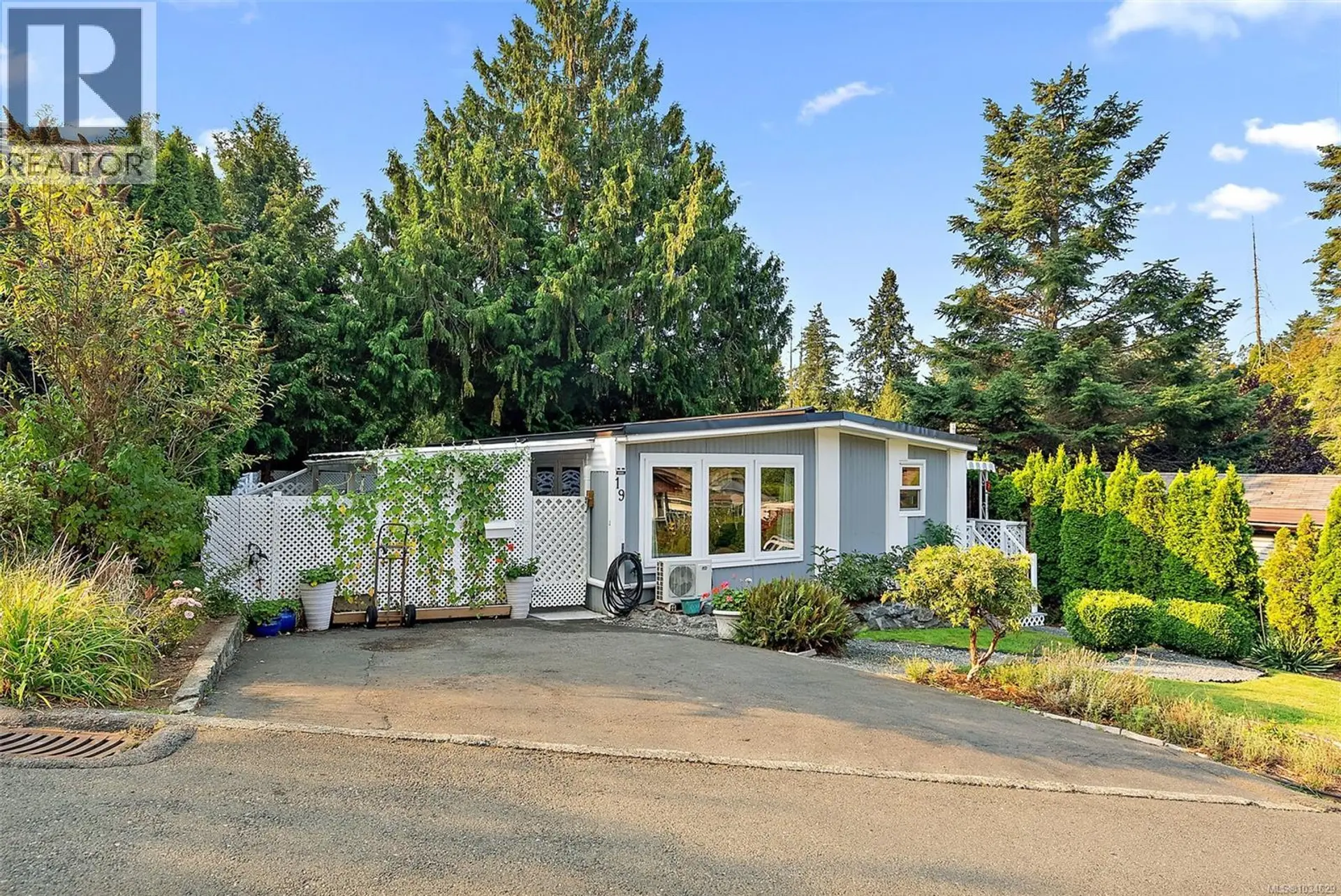Property at #19 2587 SELWYN Rd, Langford, BC