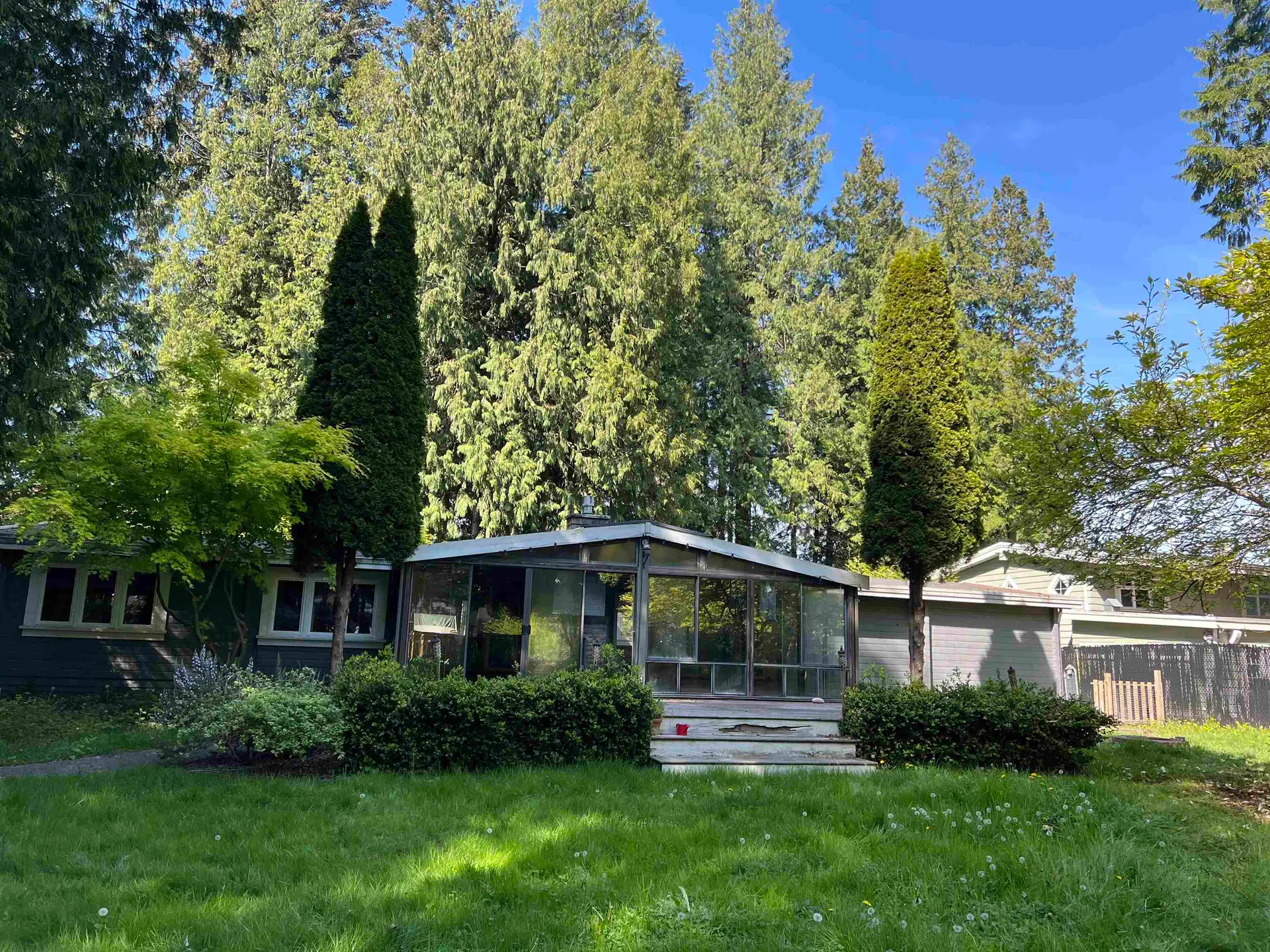12564 24 Avenue - Image 8