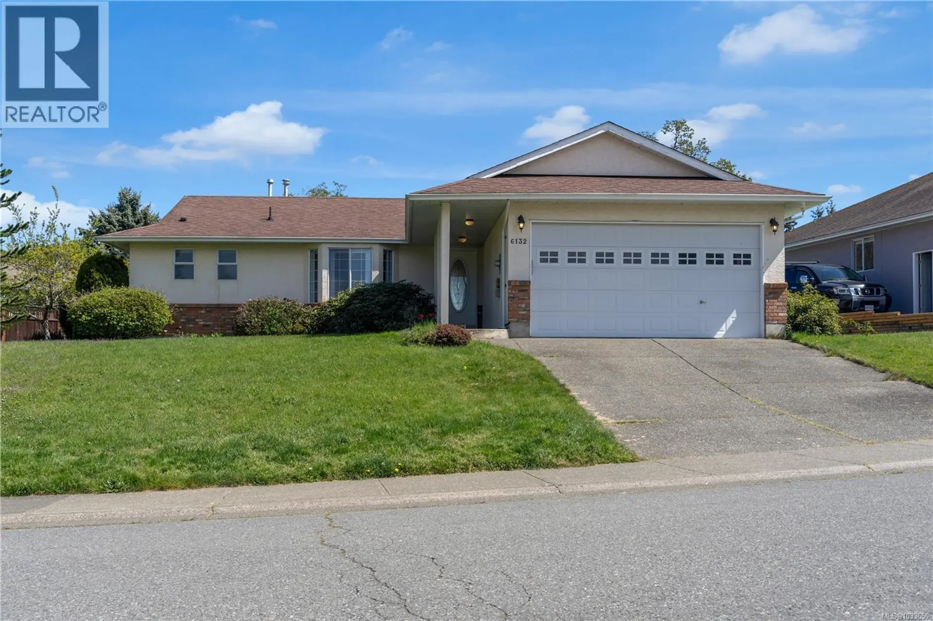 Property at 6132 Denali Dr, Duncan, BC