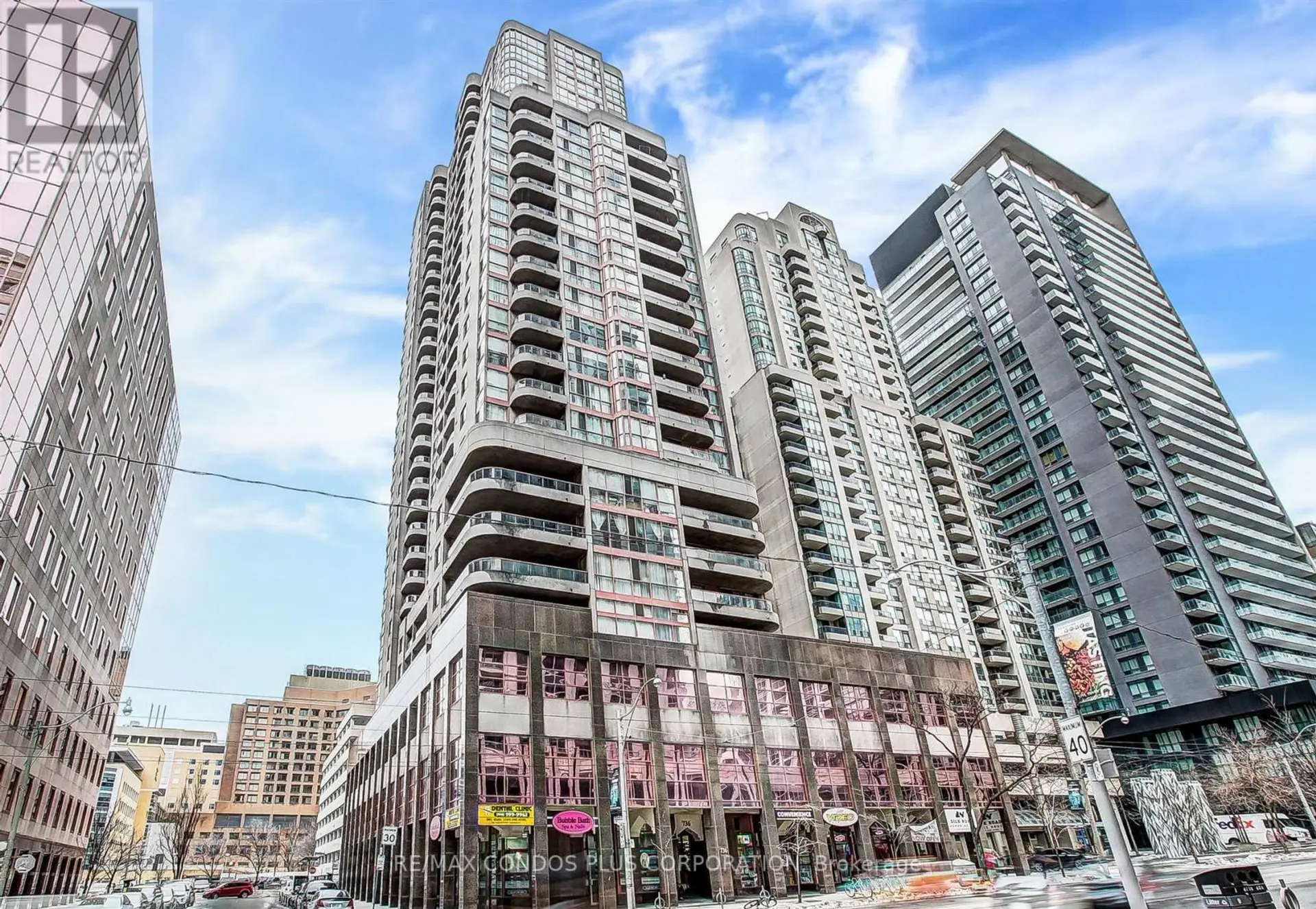 #1601 736 BAY STREET - Image 1