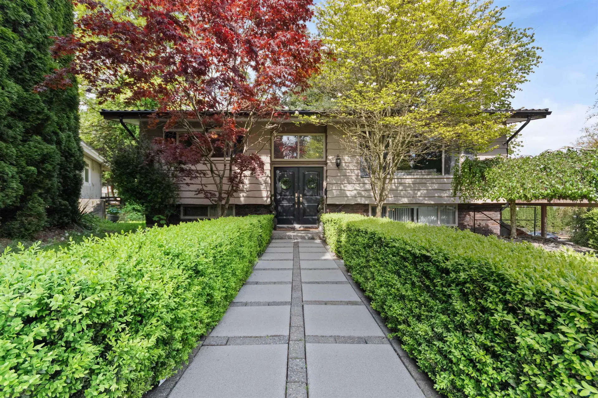 Property at 33191 Edgewood Avenue, Abbotsford, BC