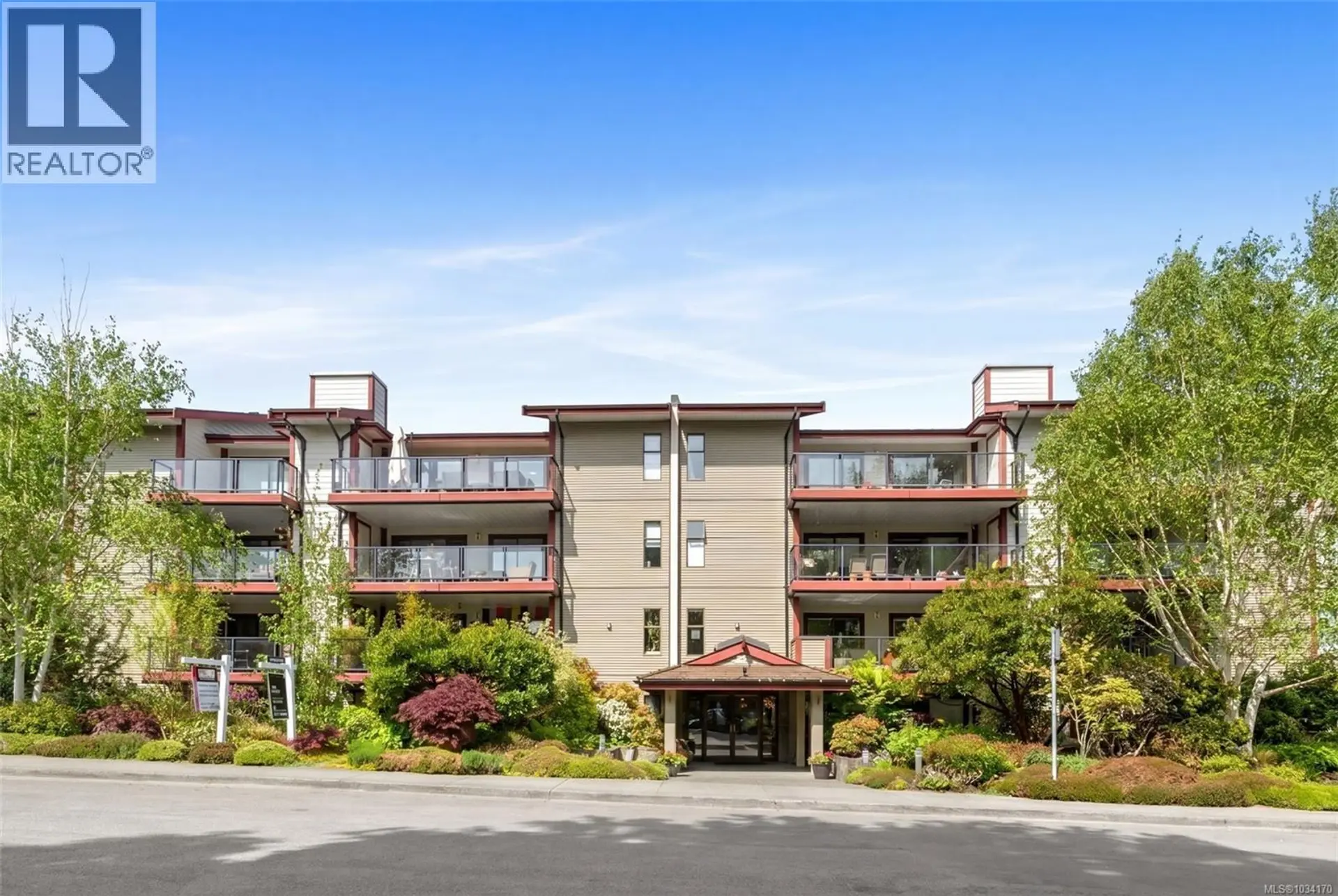Property at #107 420 Parry St, Victoria, BC