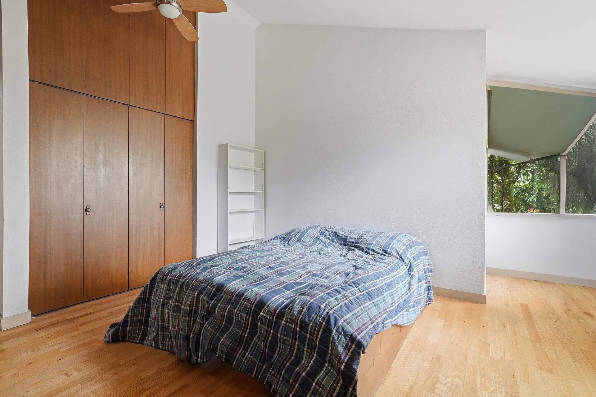 792 W 54th Avenue - Image 13