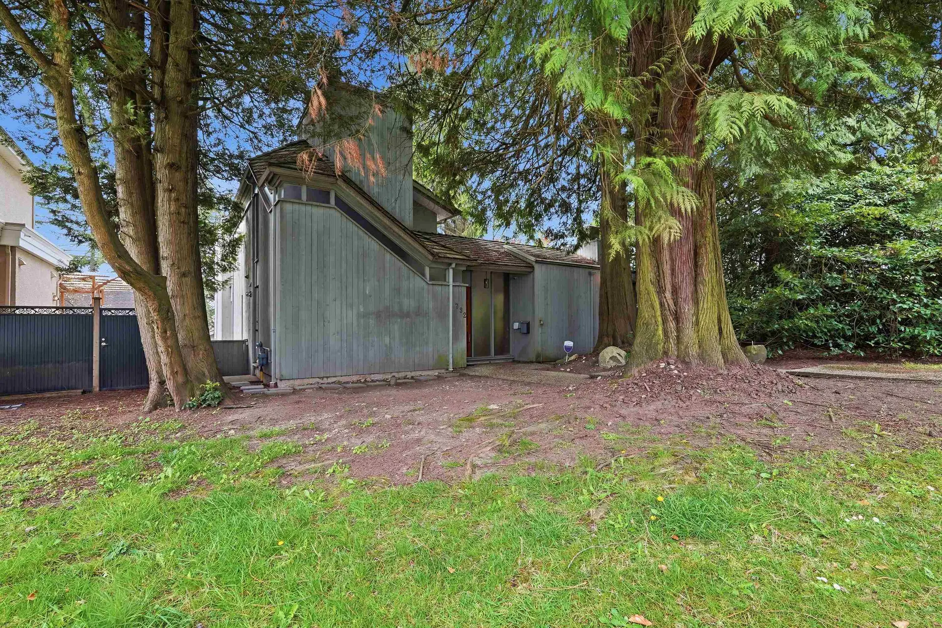 792 W 54th Avenue - Image 19