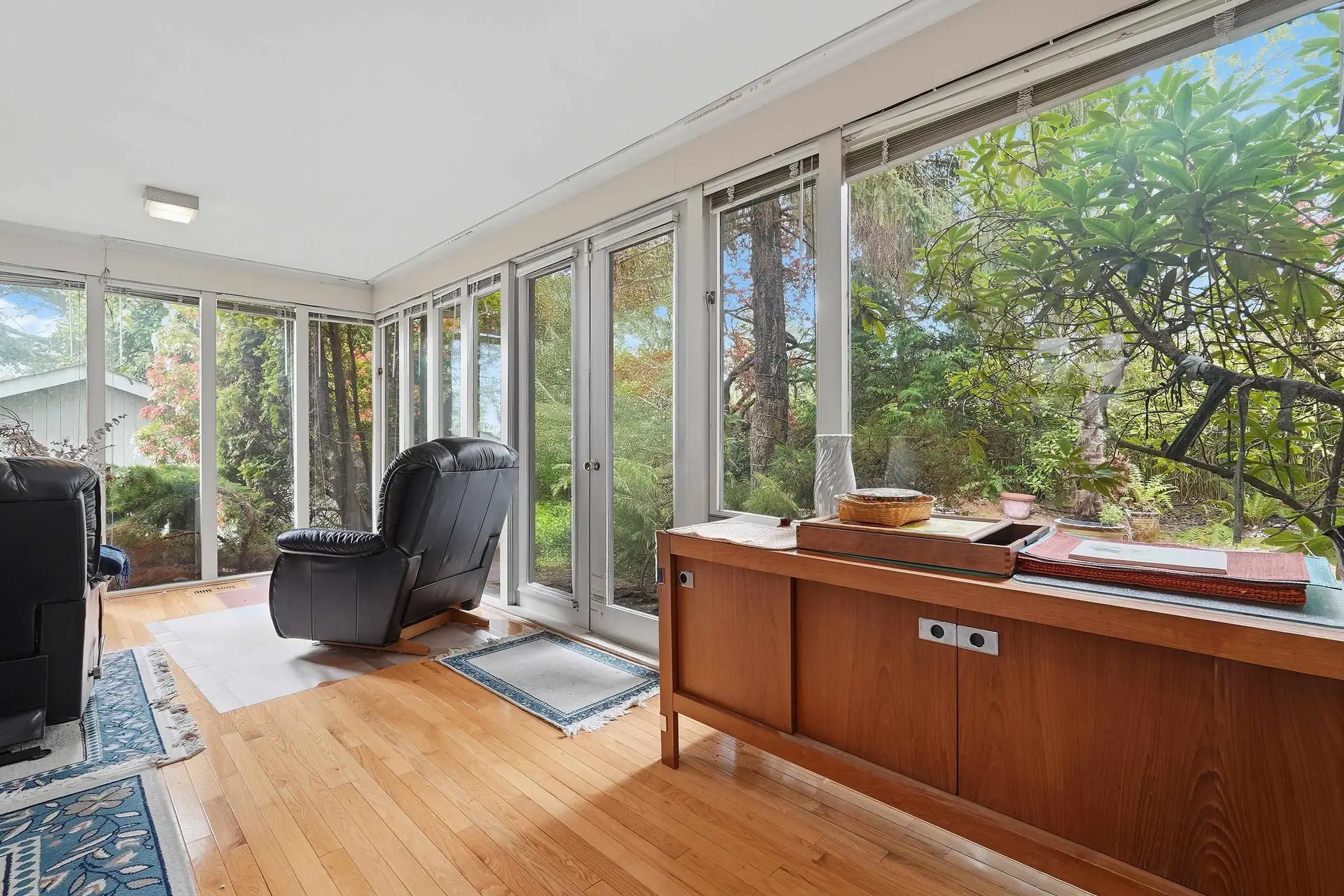 792 W 54th Avenue - Image 8