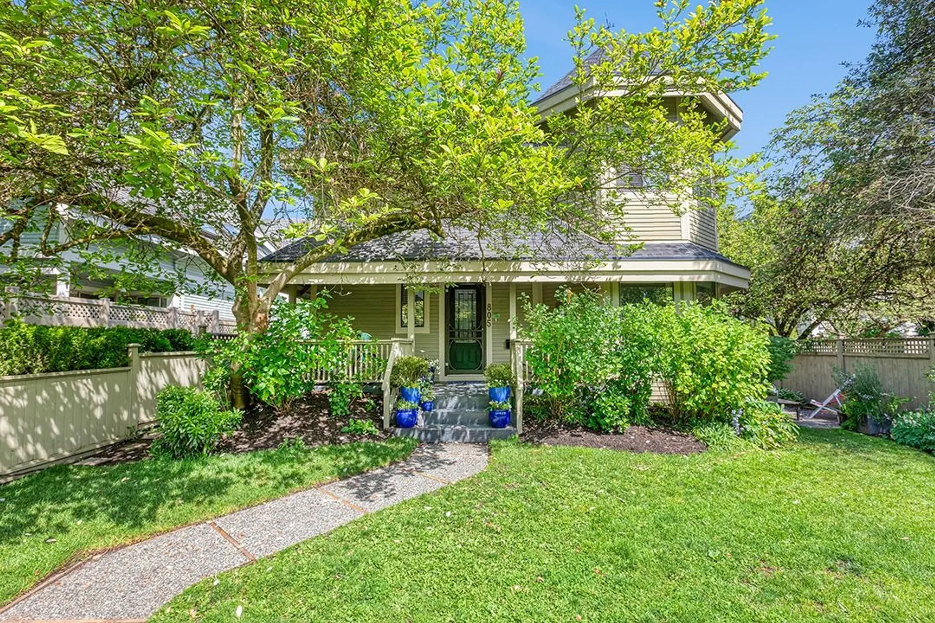 Property at 805 W 14th Avenue, Vancouver, BC
