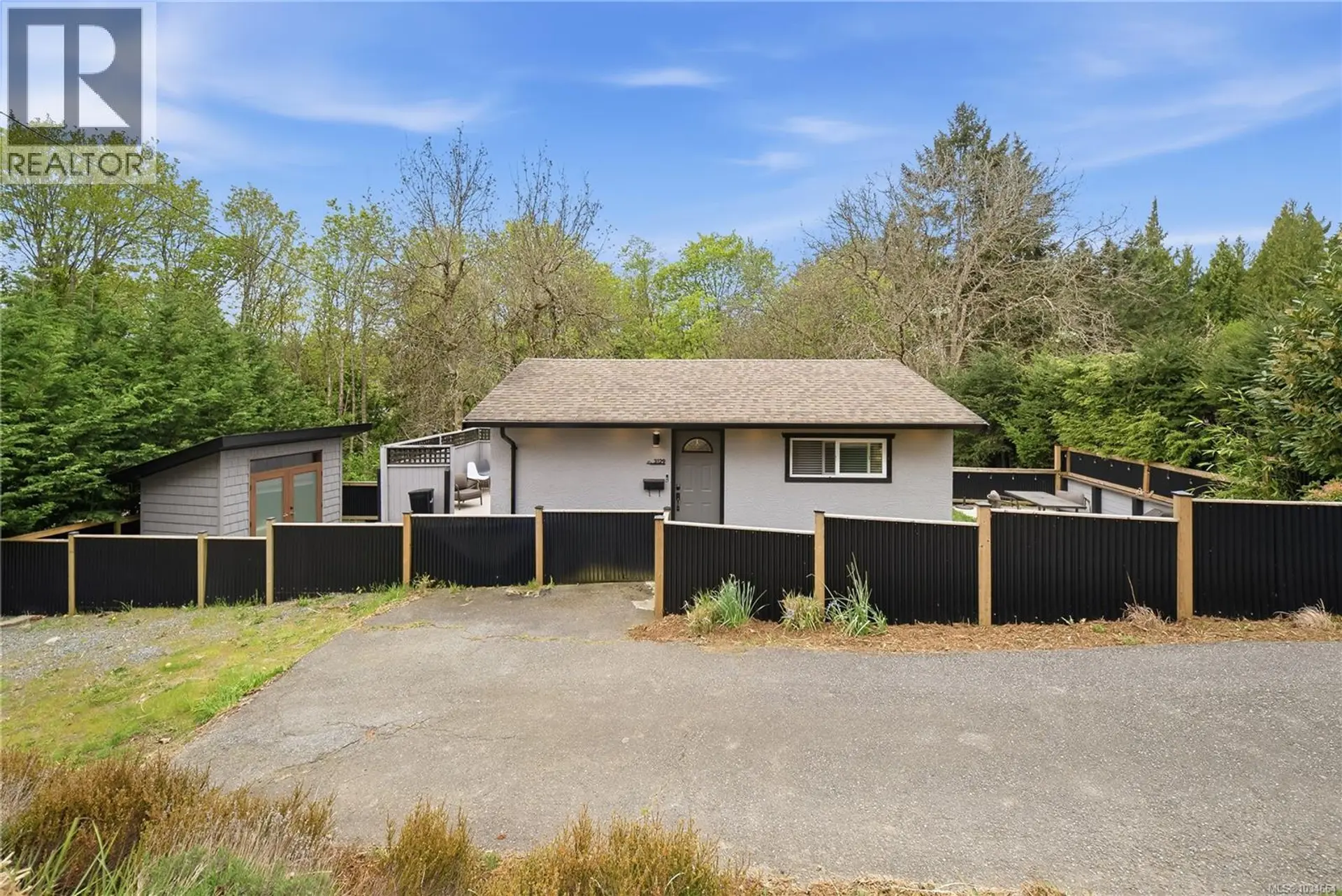 Property at 3129 Departure Bay Rd, Nanaimo, BC