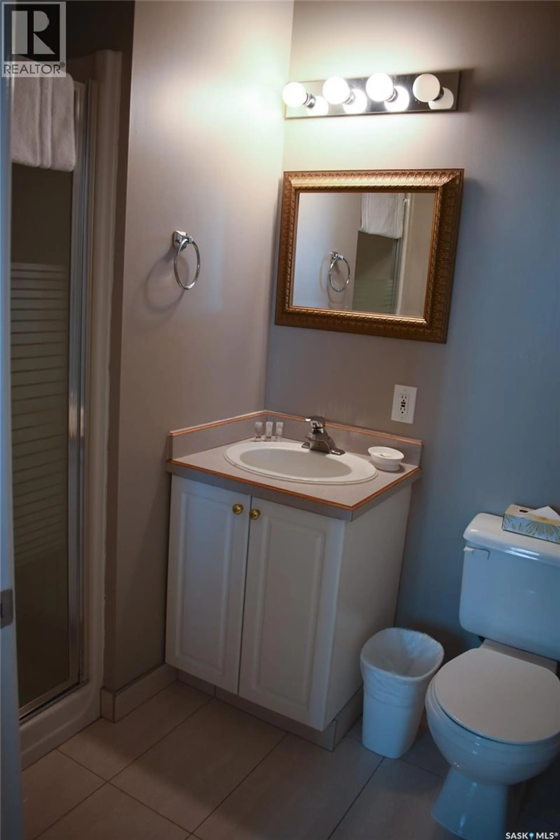 #501 1867 Hamilton STREET - Image 10