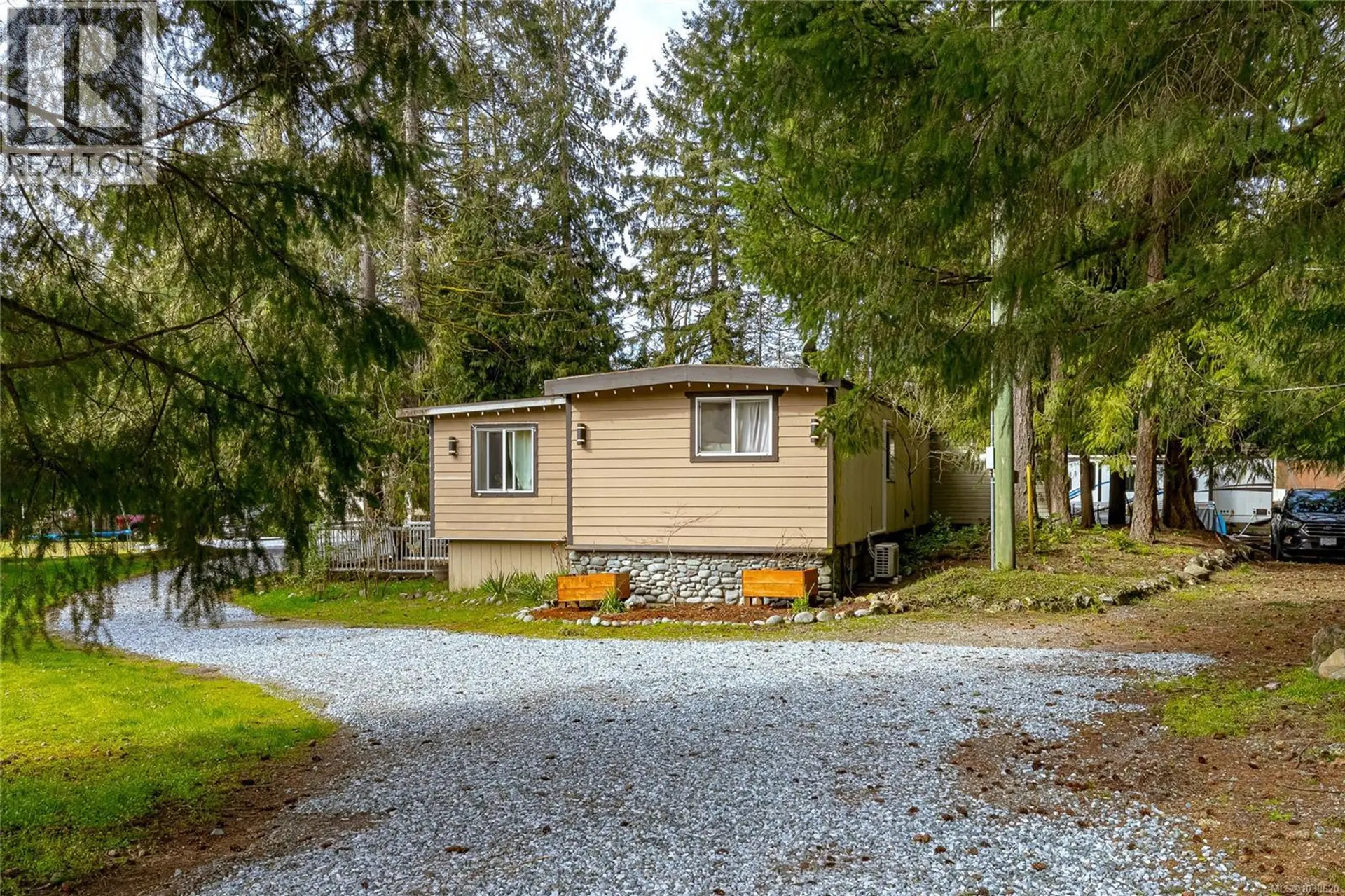 Property at 1383 Carlton Dr, Cobble Hill, BC