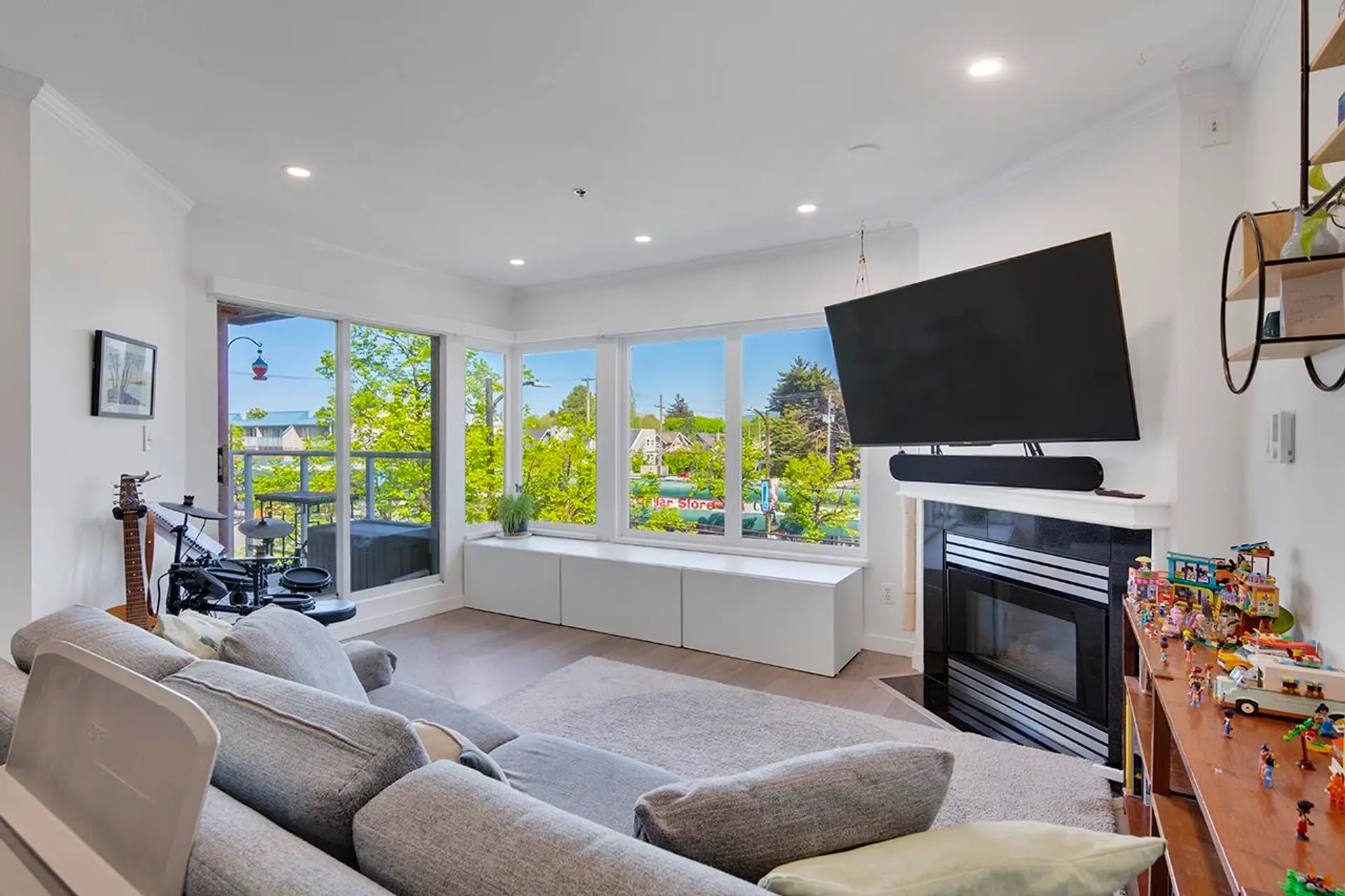 Property at #207 3280 W Broadway, Vancouver, BC