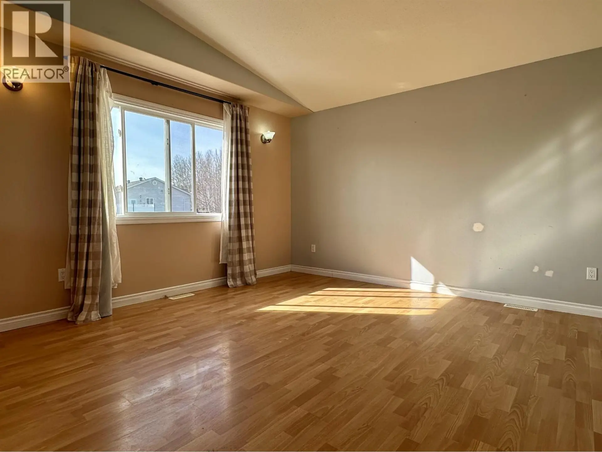 4405 HERITAGE CRESCENT - Image 5