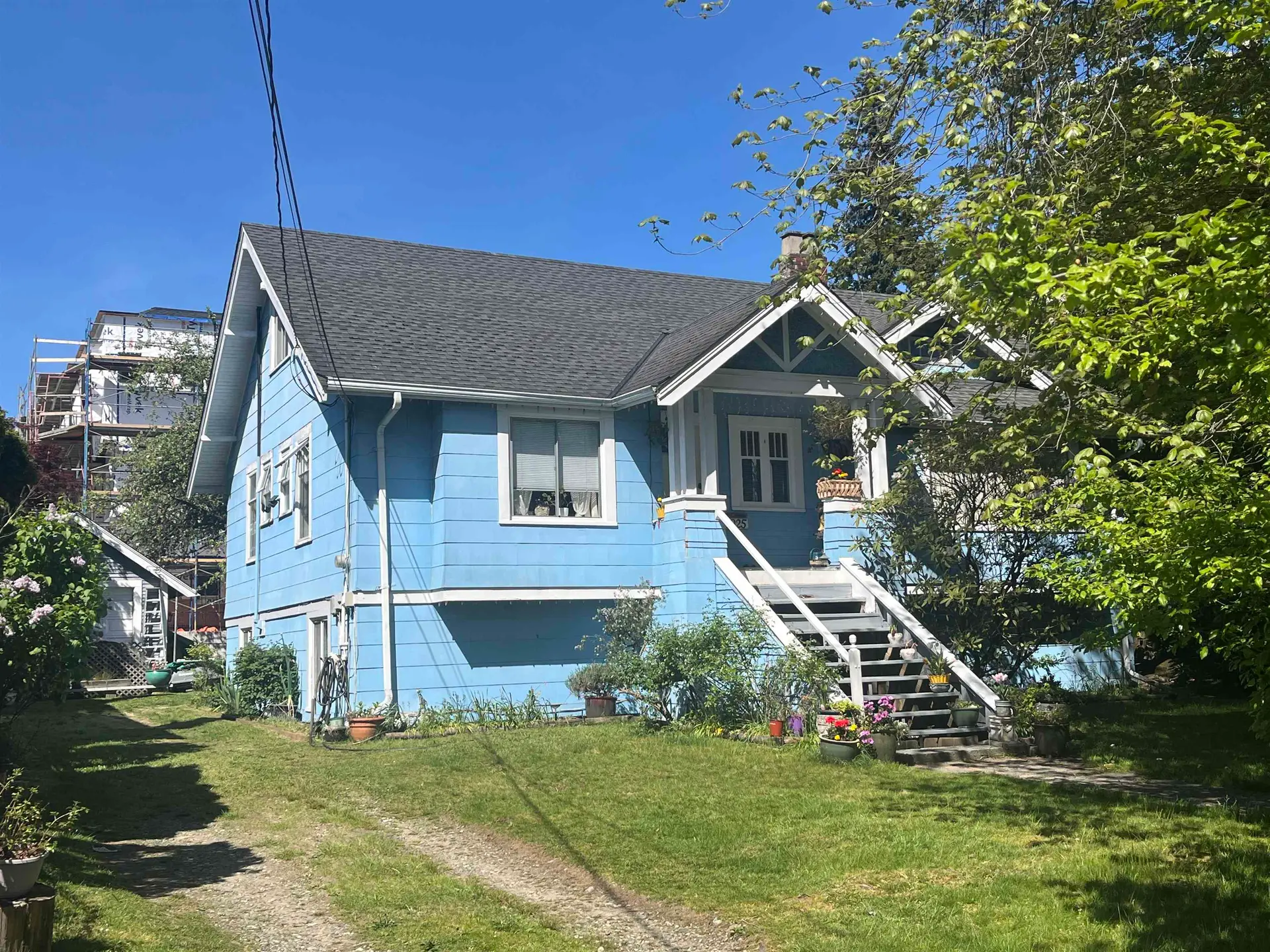 Property at 1025 W 57th Avenue, Vancouver, BC