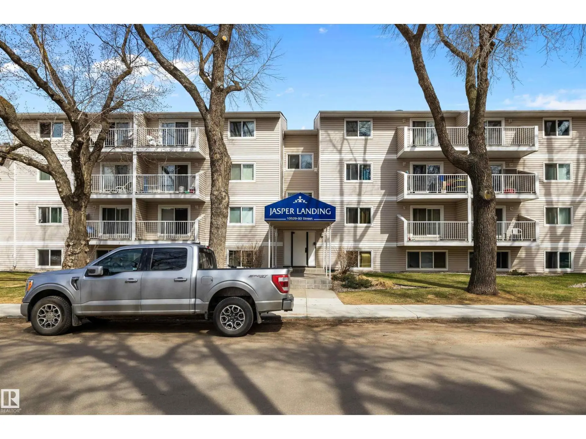 #206 10529 93 ST NW - Image 2