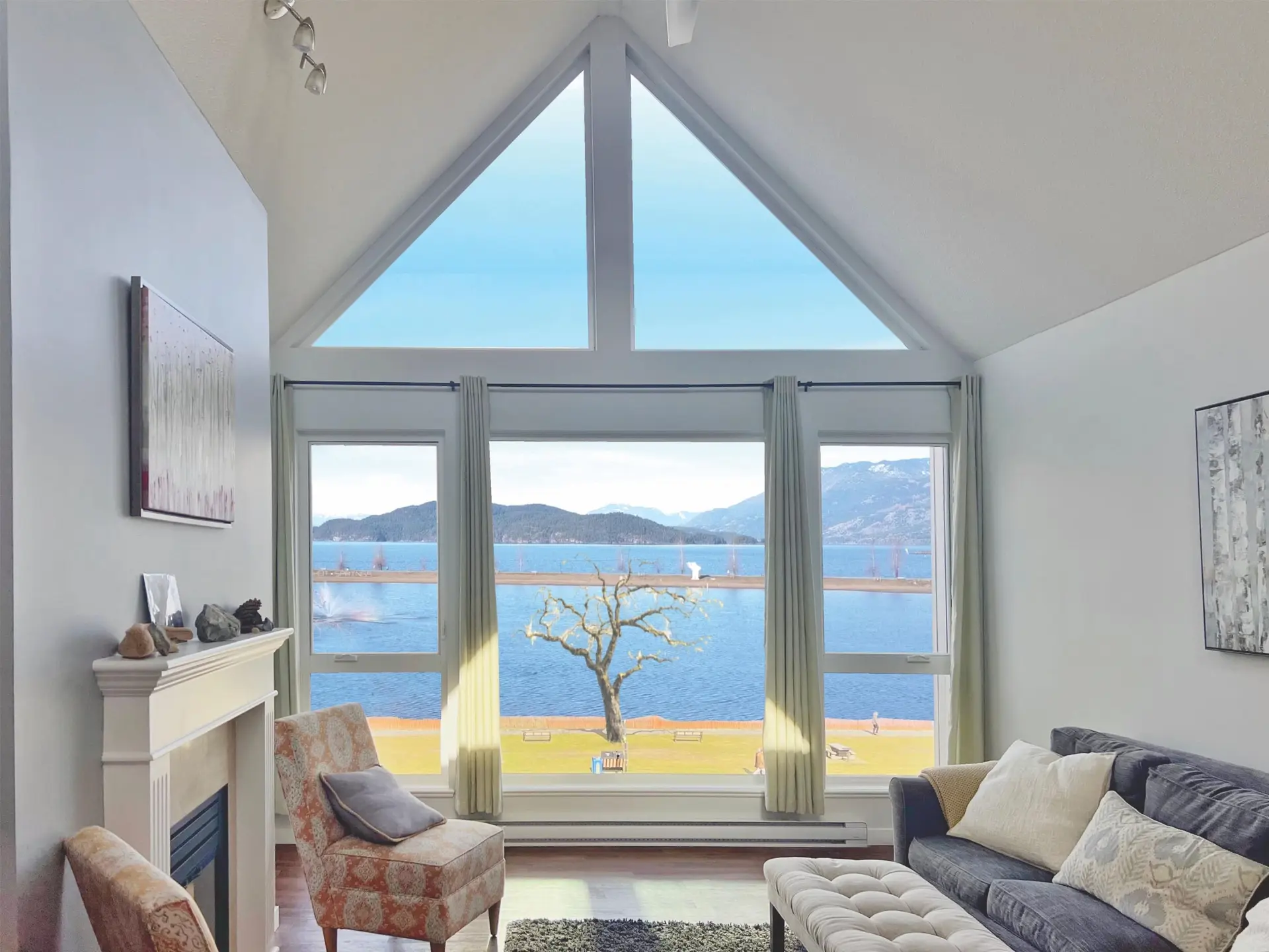Property at #406 378 Esplanade Avenue, Harrison Hot Springs, BC