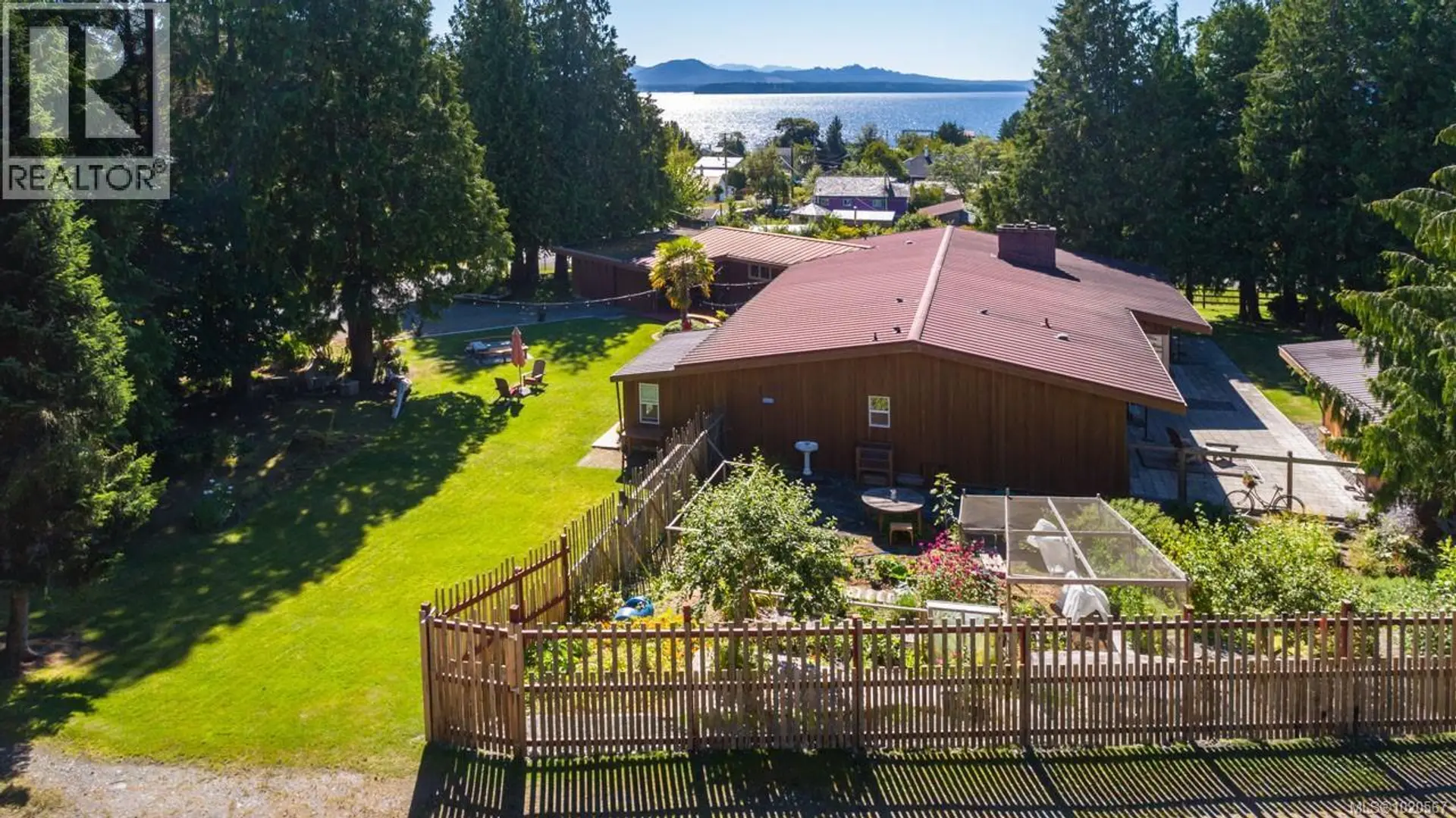 Property at 410 17th Ave, Sointula, BC