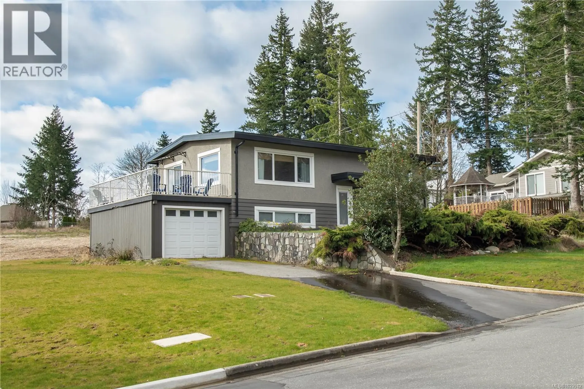 325 Twillingate Rd - Image 2