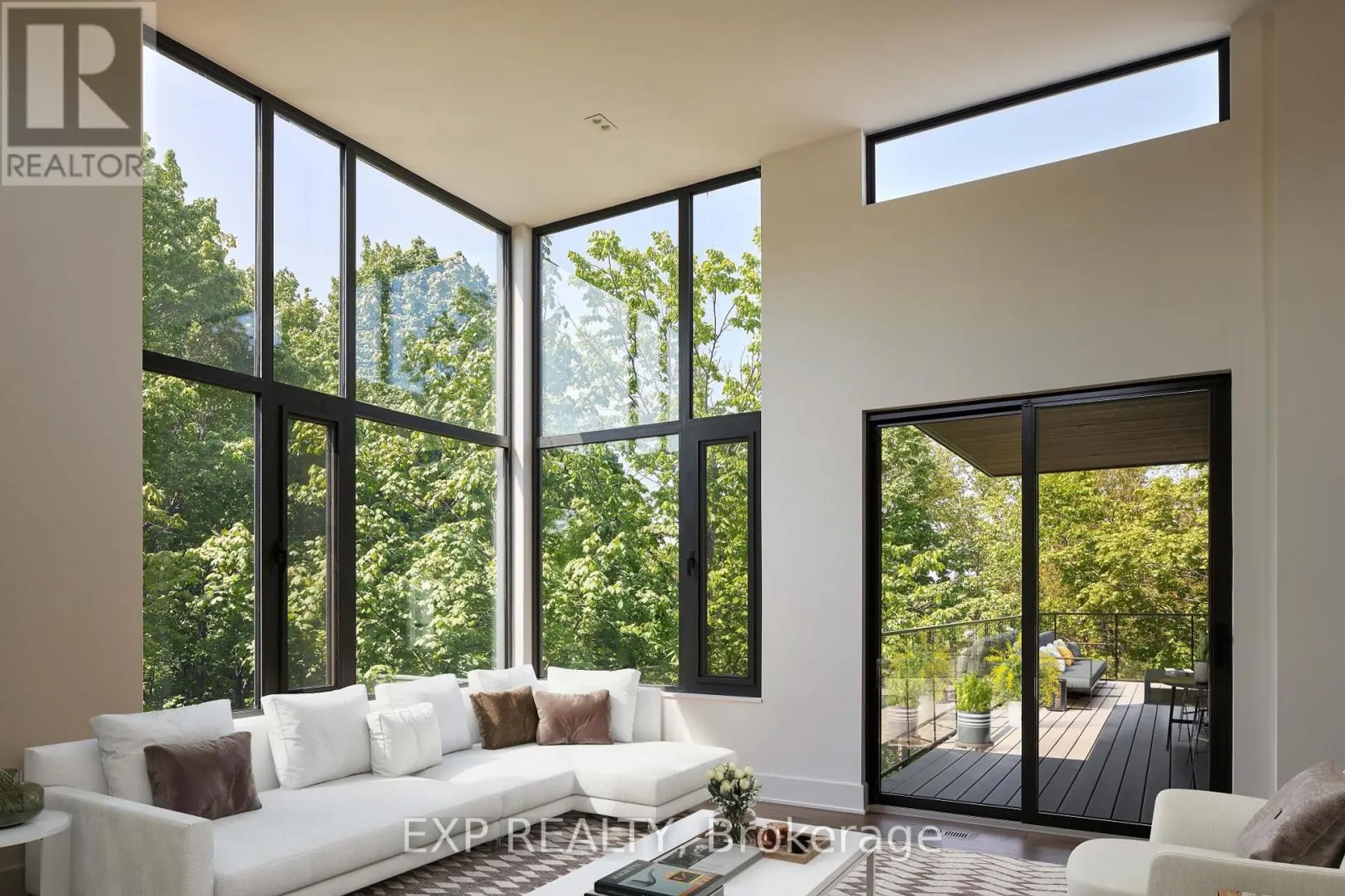 32 CLOVELLY ROAD - Image 5