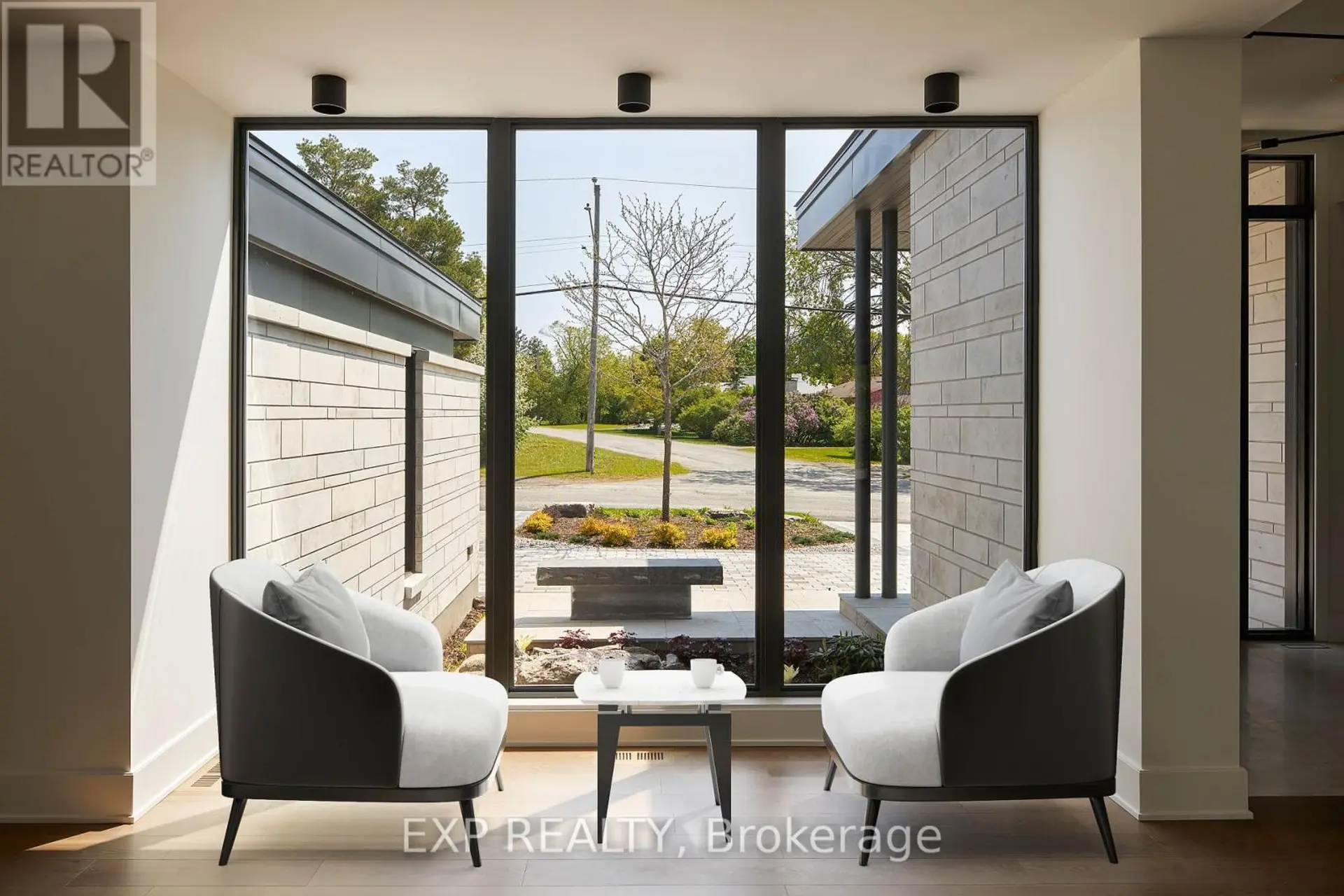 32 CLOVELLY ROAD - Image 6