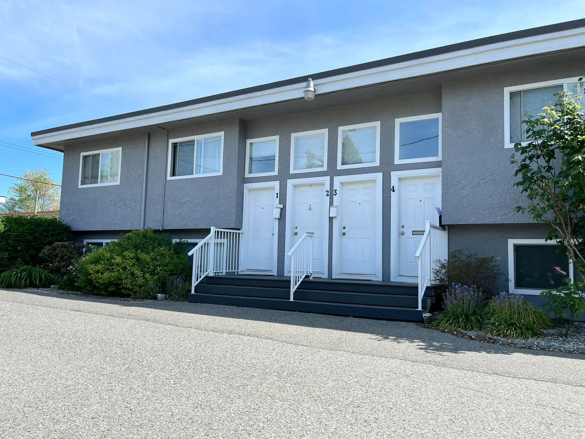 #2 33900 Mayfair Avenue - Image 2