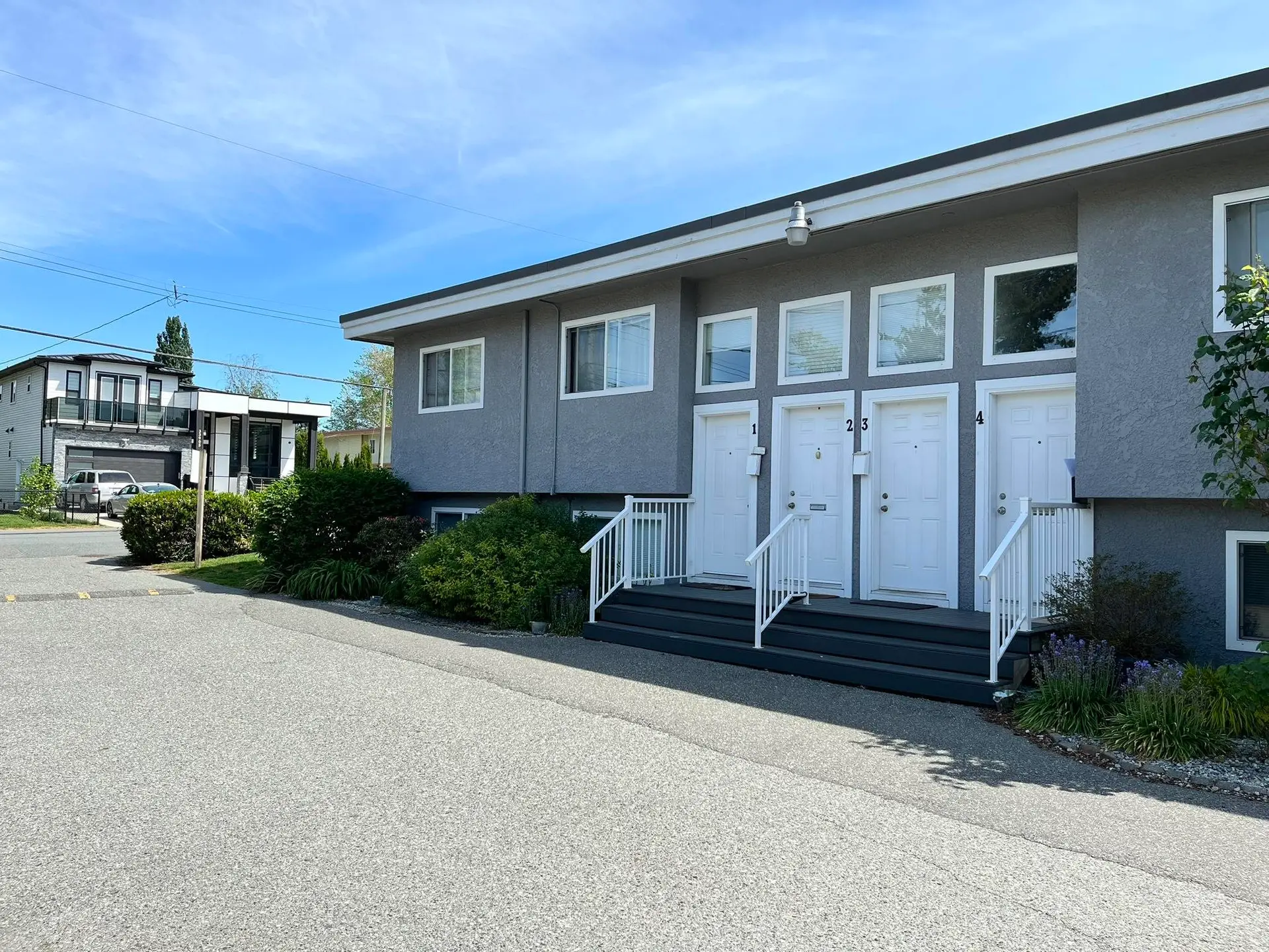 #2 33900 Mayfair Avenue - Image 5