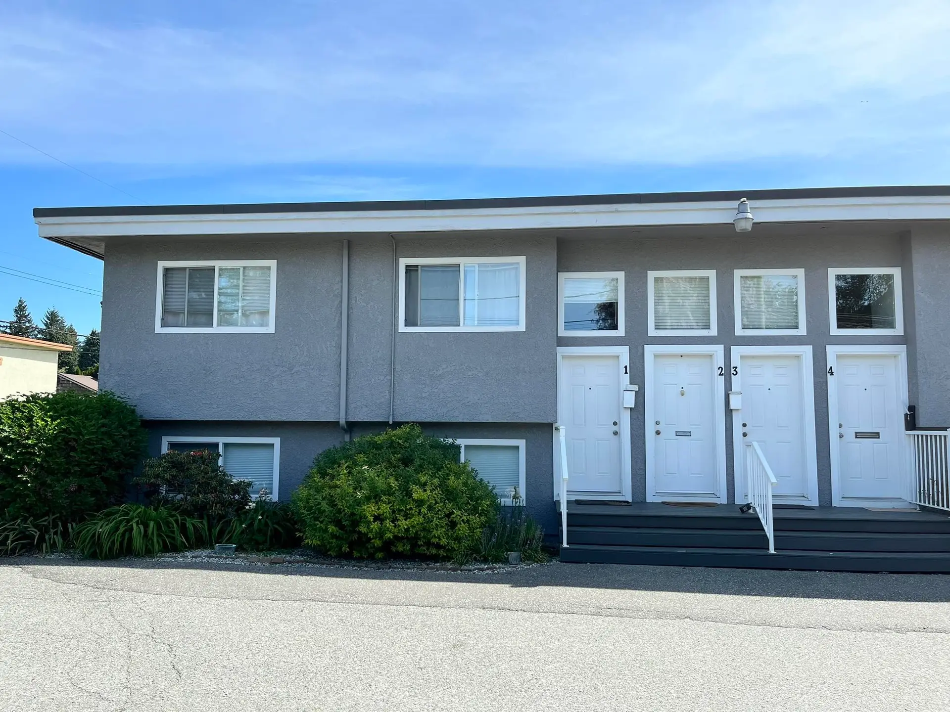#2 33900 Mayfair Avenue - Image 4