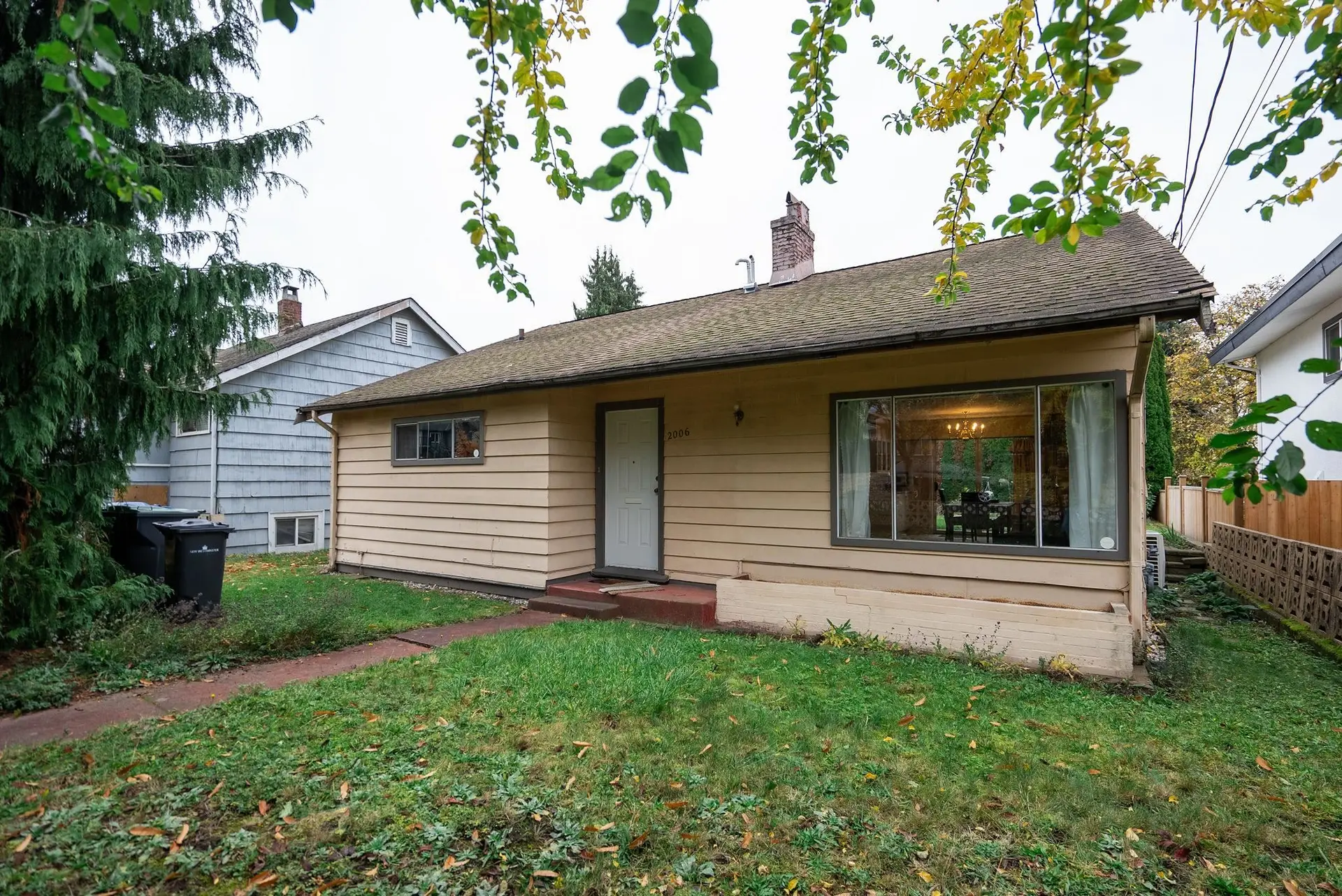 Property at 2006 Hamilton Street, New Westminster, BC