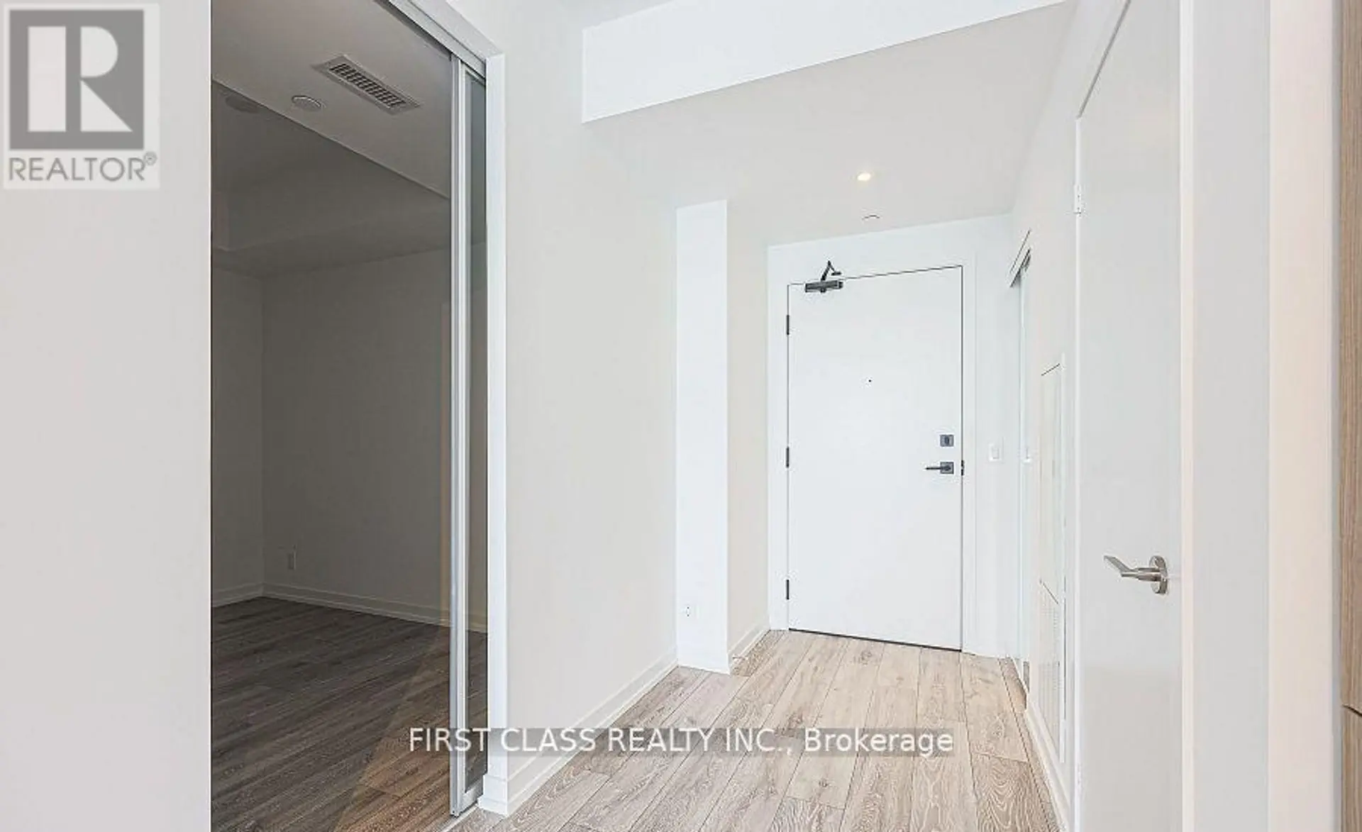 #3215 55 MERCER STREET - Image 2