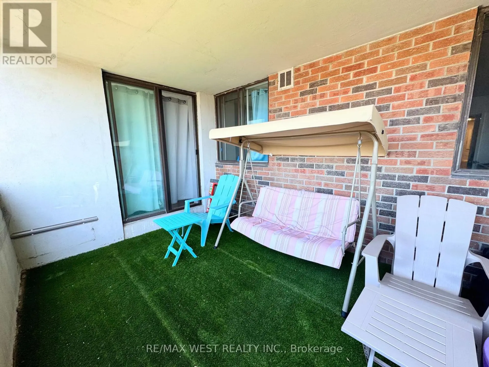 #801 3380 EGLINTON AVENUE E - Image 14