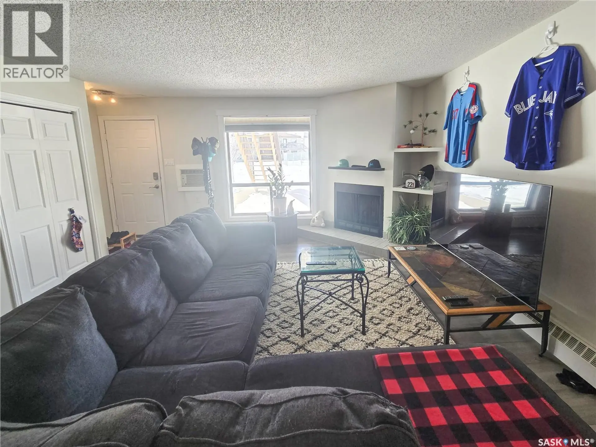 #108 2931 Harding STREET - Image 15
