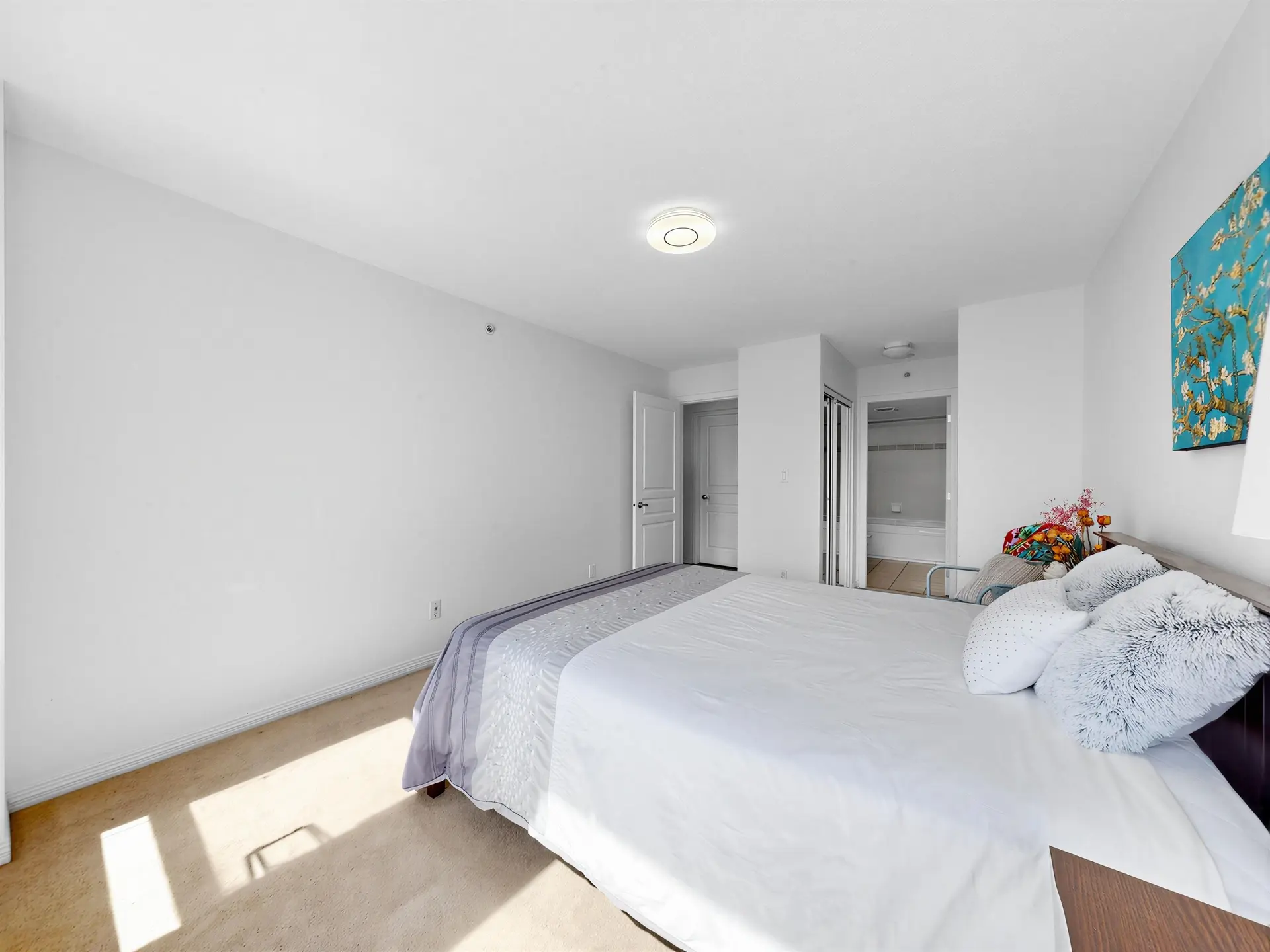 #707 5639 Hampton Place - Image 10