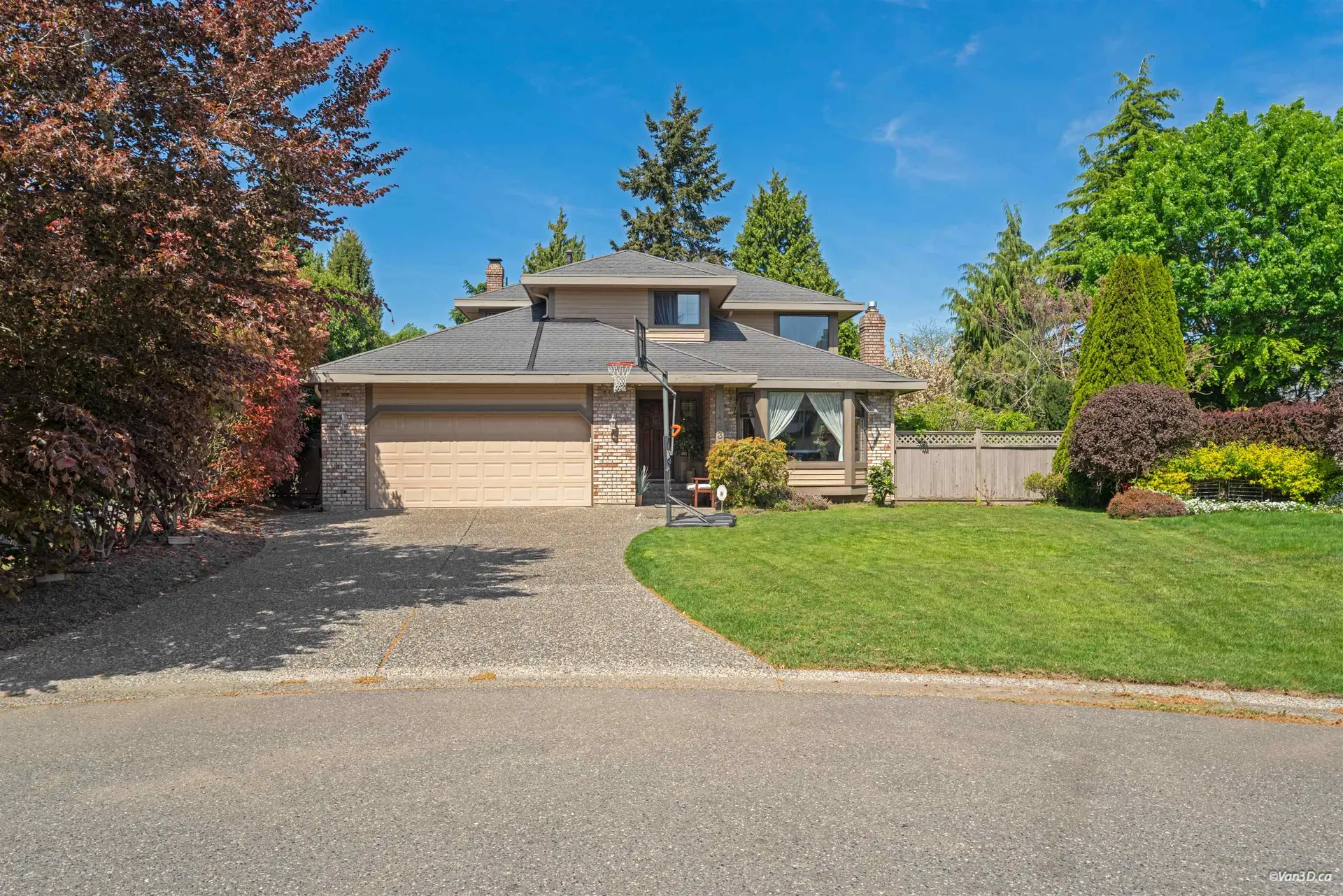 Property at 14937 20a Avenue, Surrey, BC