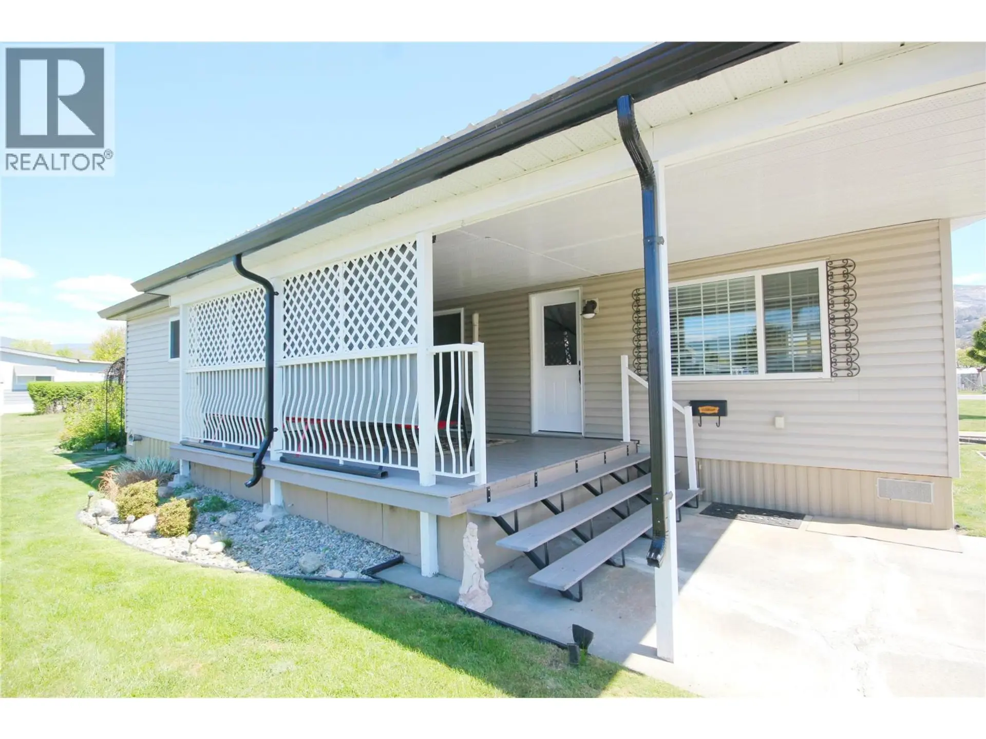 #309 321 Yorkton Avenue - Image 2