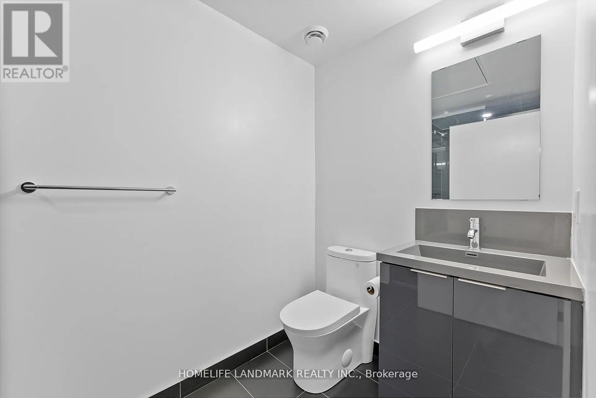 #1129 230 SIMCOE STREET - Image 13