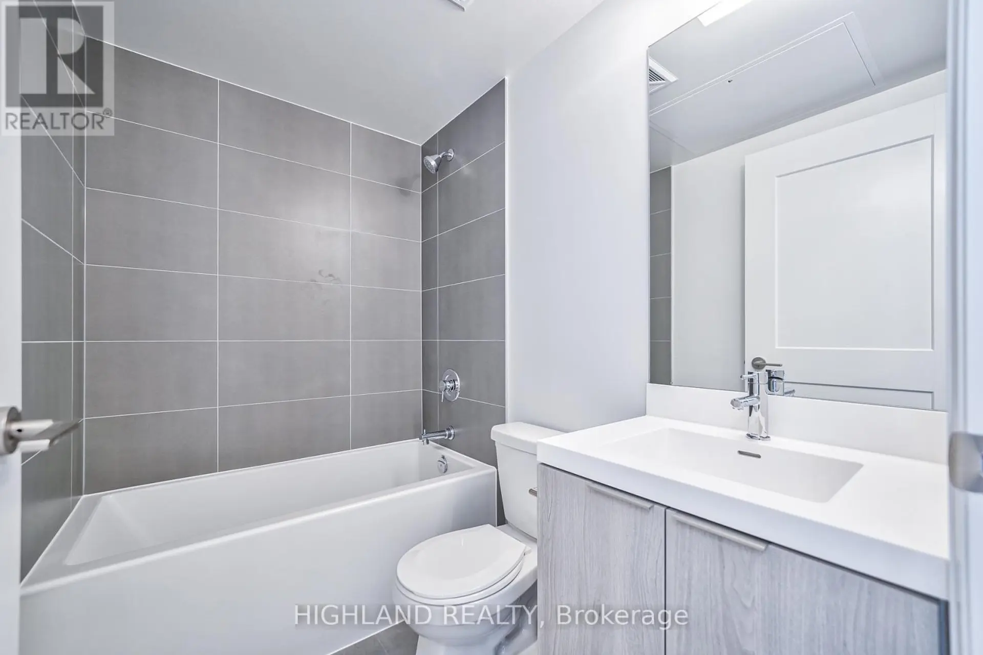 #3605 8 WIDMER STREET - Image 8