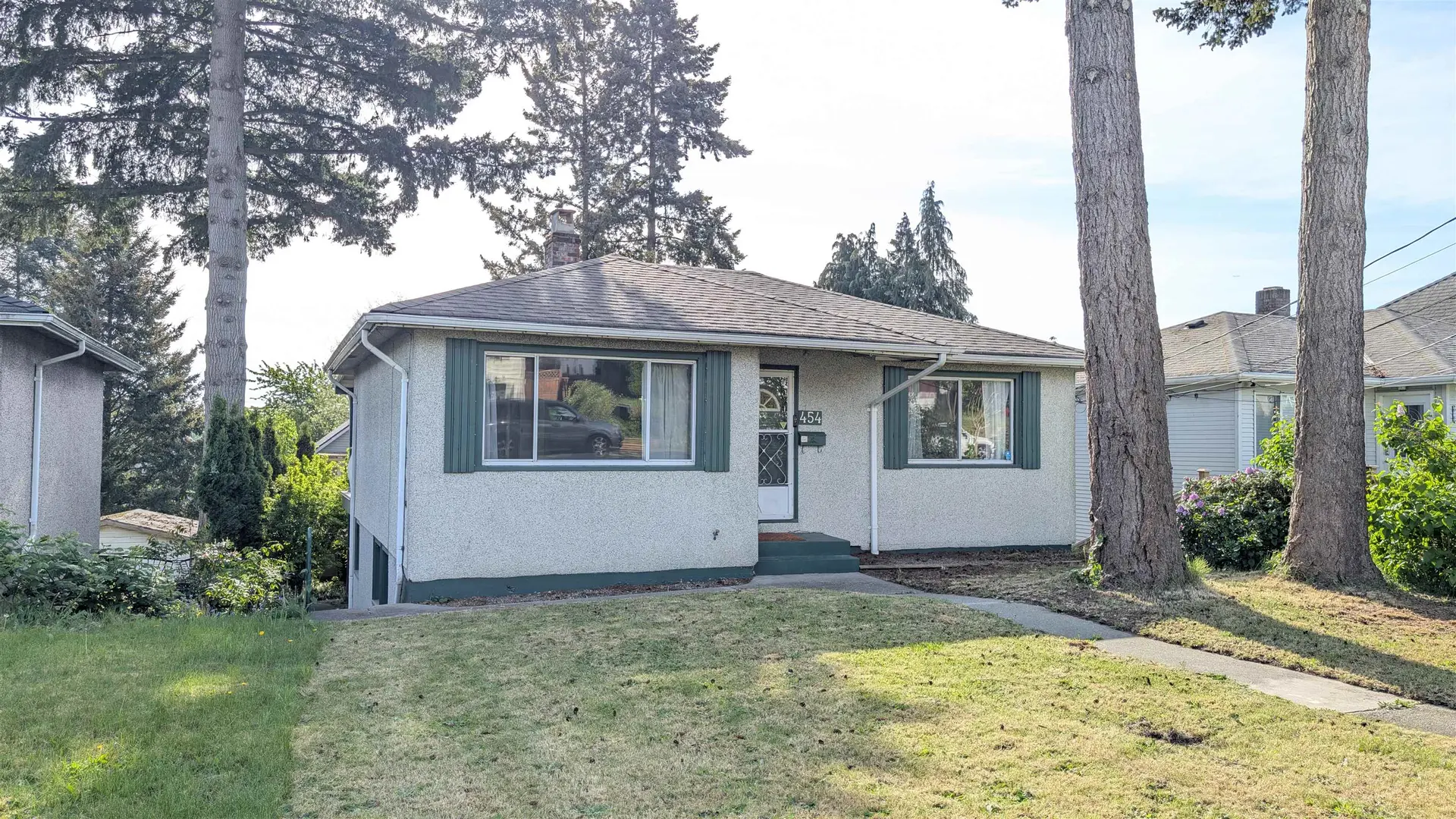 Property at 454 Wilson Street, New Westminster, BC
