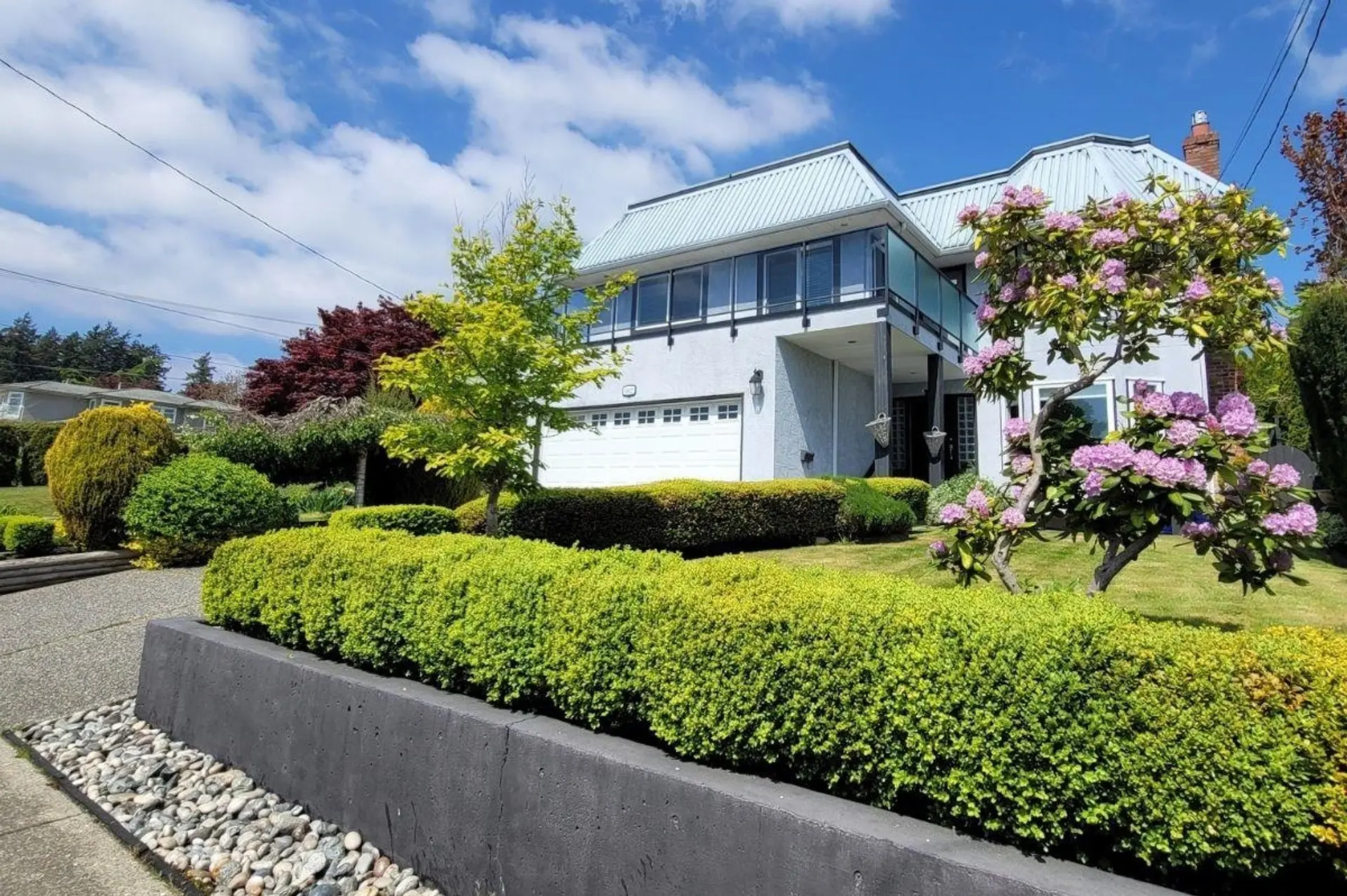 Property at 15627 Buena Vista Avenue, White Rock, BC