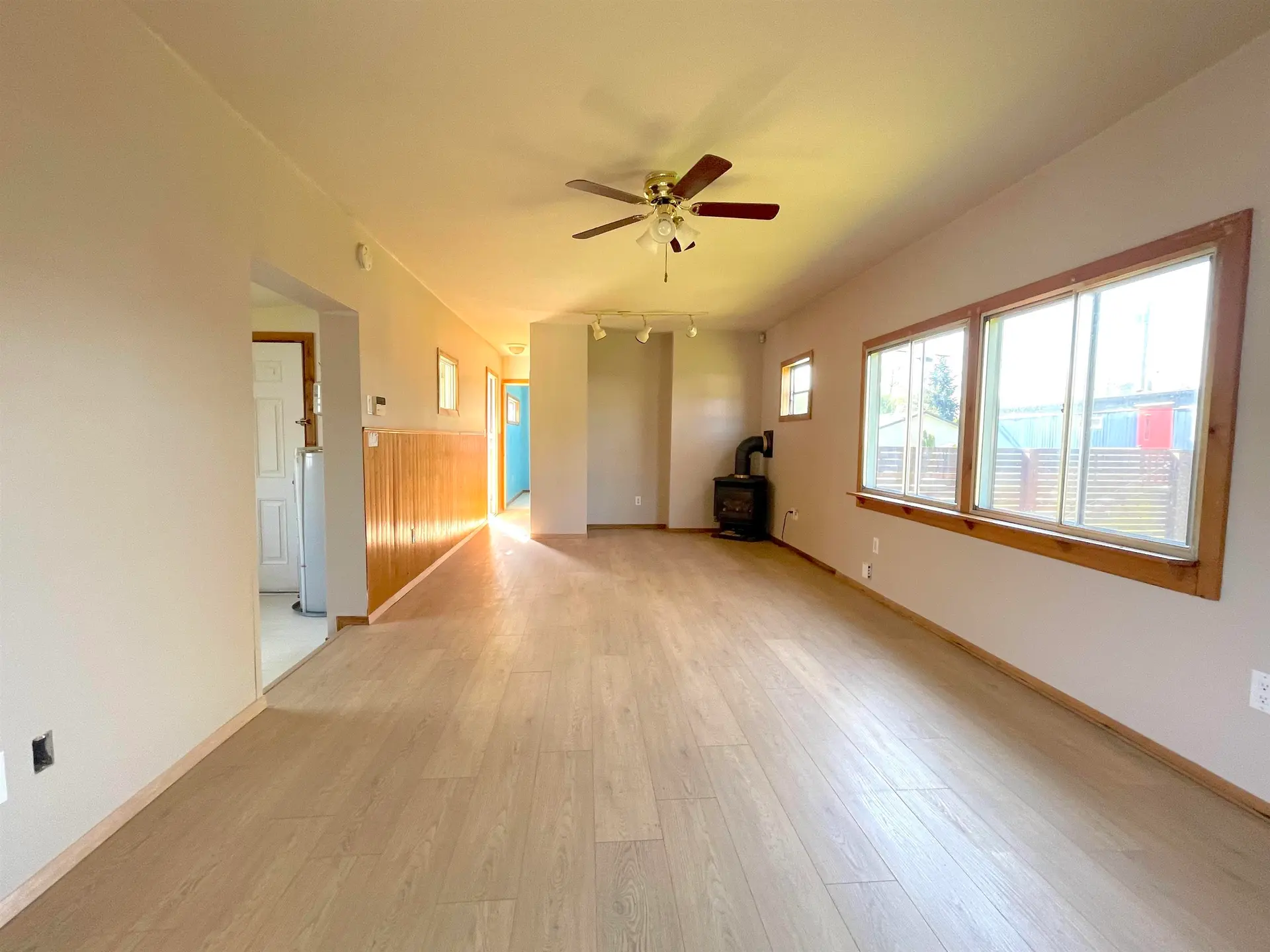 #9 1413 Sunshine Coast Highway - Image 9