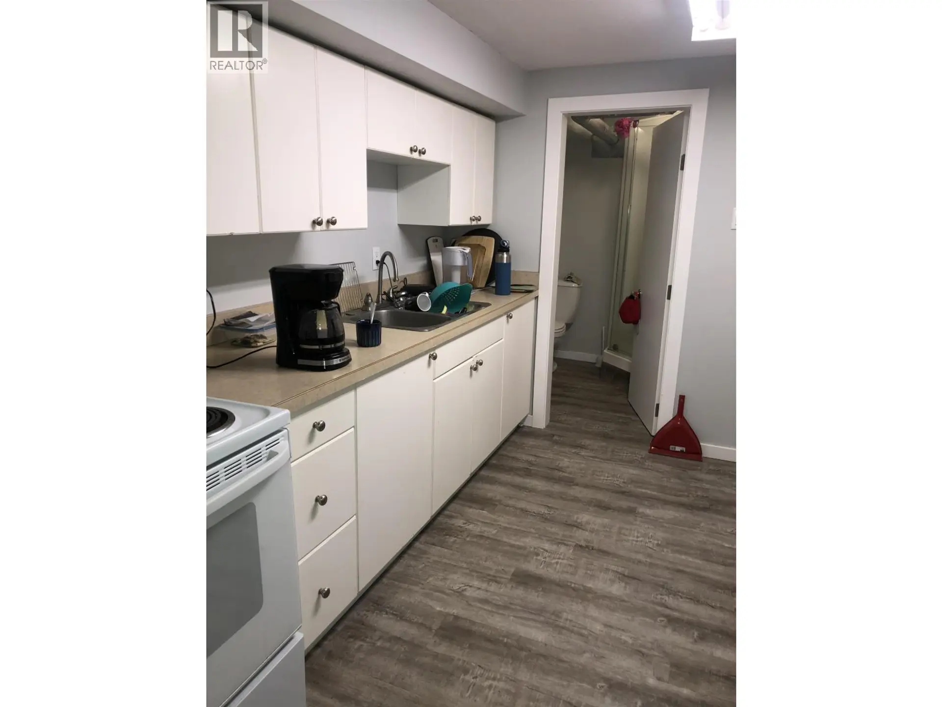 9705 103 AVENUE - Image 12