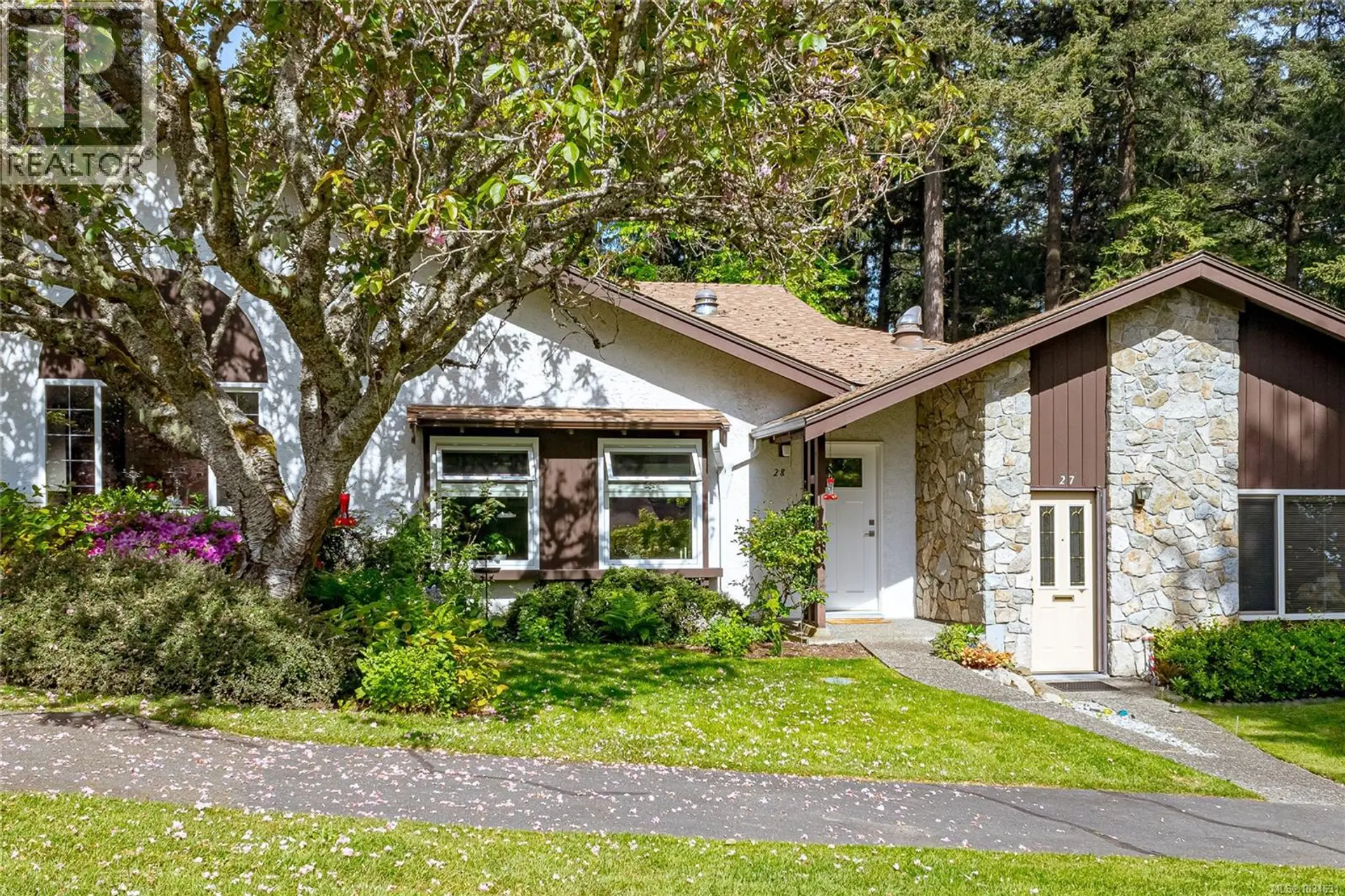 Property at #28 278 Island Hwy, View Royal, BC